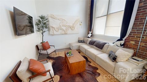 Photo of 201 S Hoskins Road, Charlotte, NC 28208 (MLS # 4383728)
