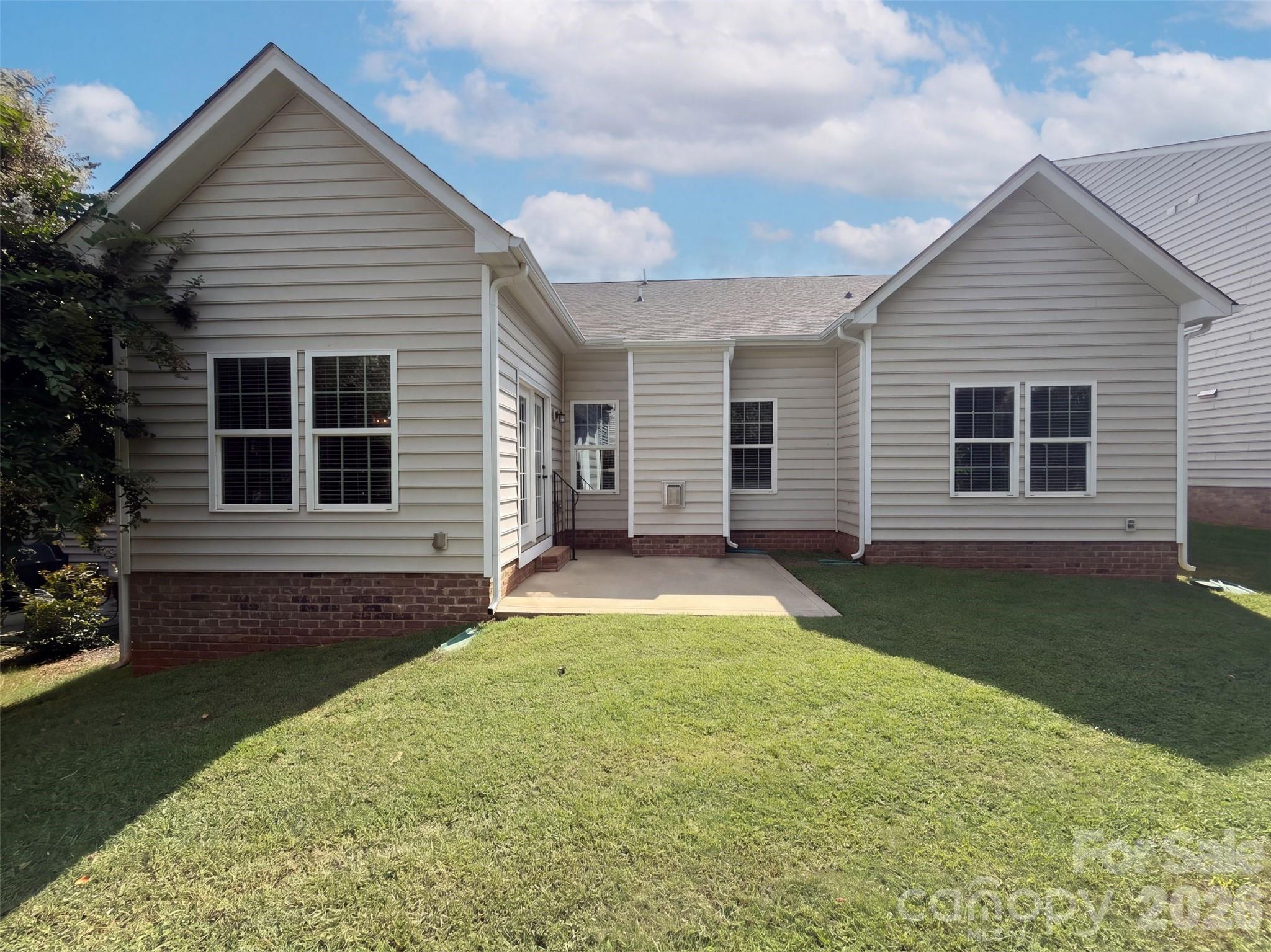 1006 Oakmere Road