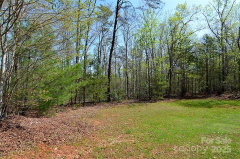 00 Forest Country Drive 48 Marion NC 28752