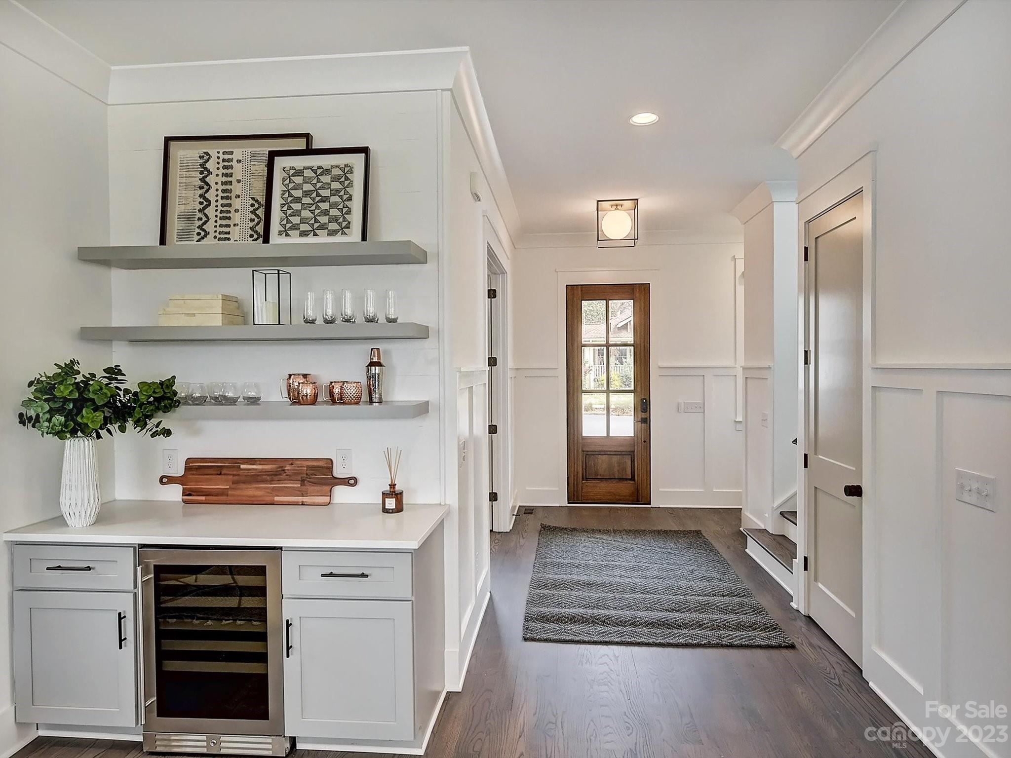 Elizabeth - Residential