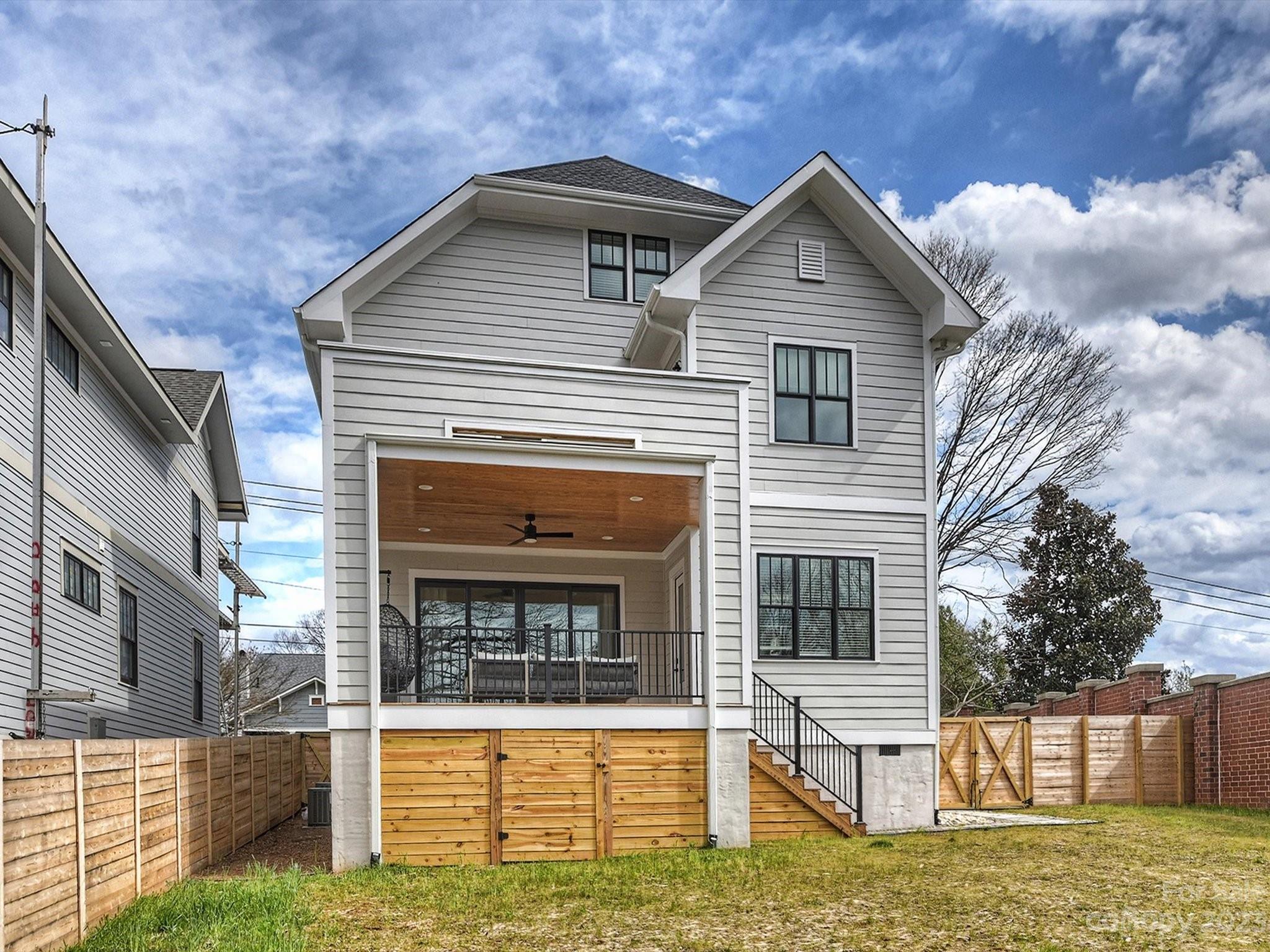 Elizabeth - Residential