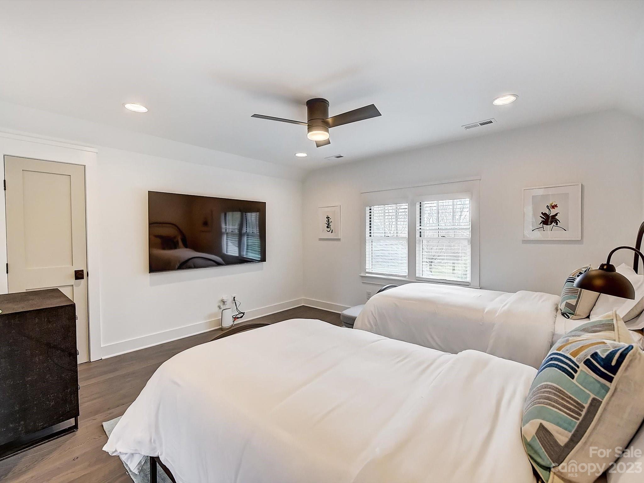 Elizabeth - Residential