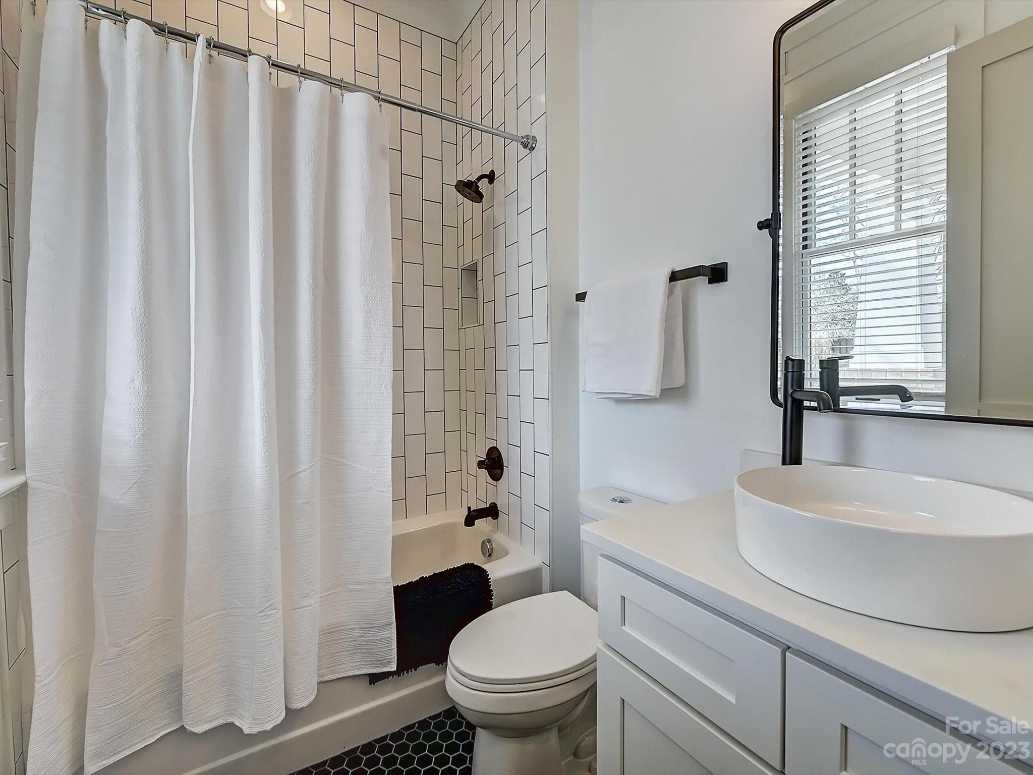 Elizabeth - Residential