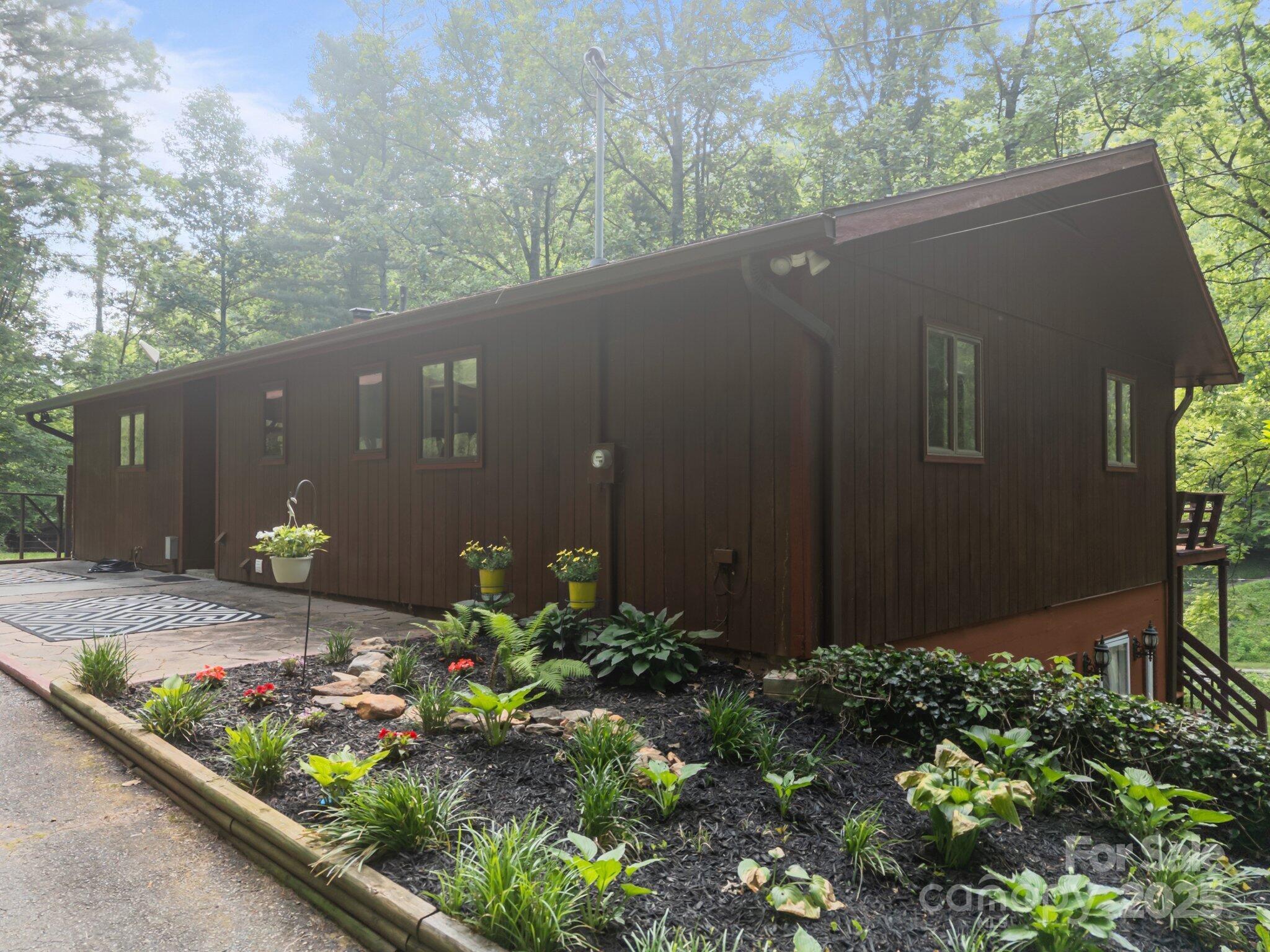 506 Cripple Creek
