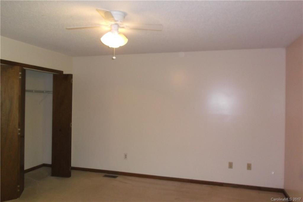 Southern Springs - Residential