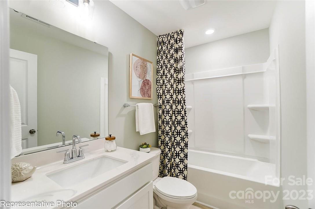 Harrisburg Village - Residential