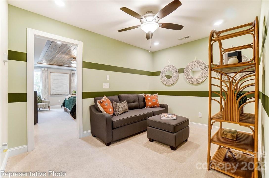 Harrisburg Village - Residential