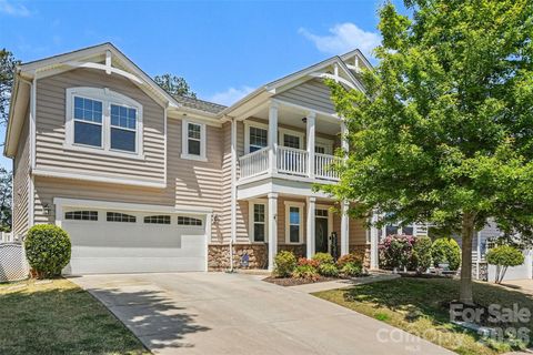 Photo of 15125 Red Canoe Way, Charlotte, NC 28278 (MLS # 4374011)