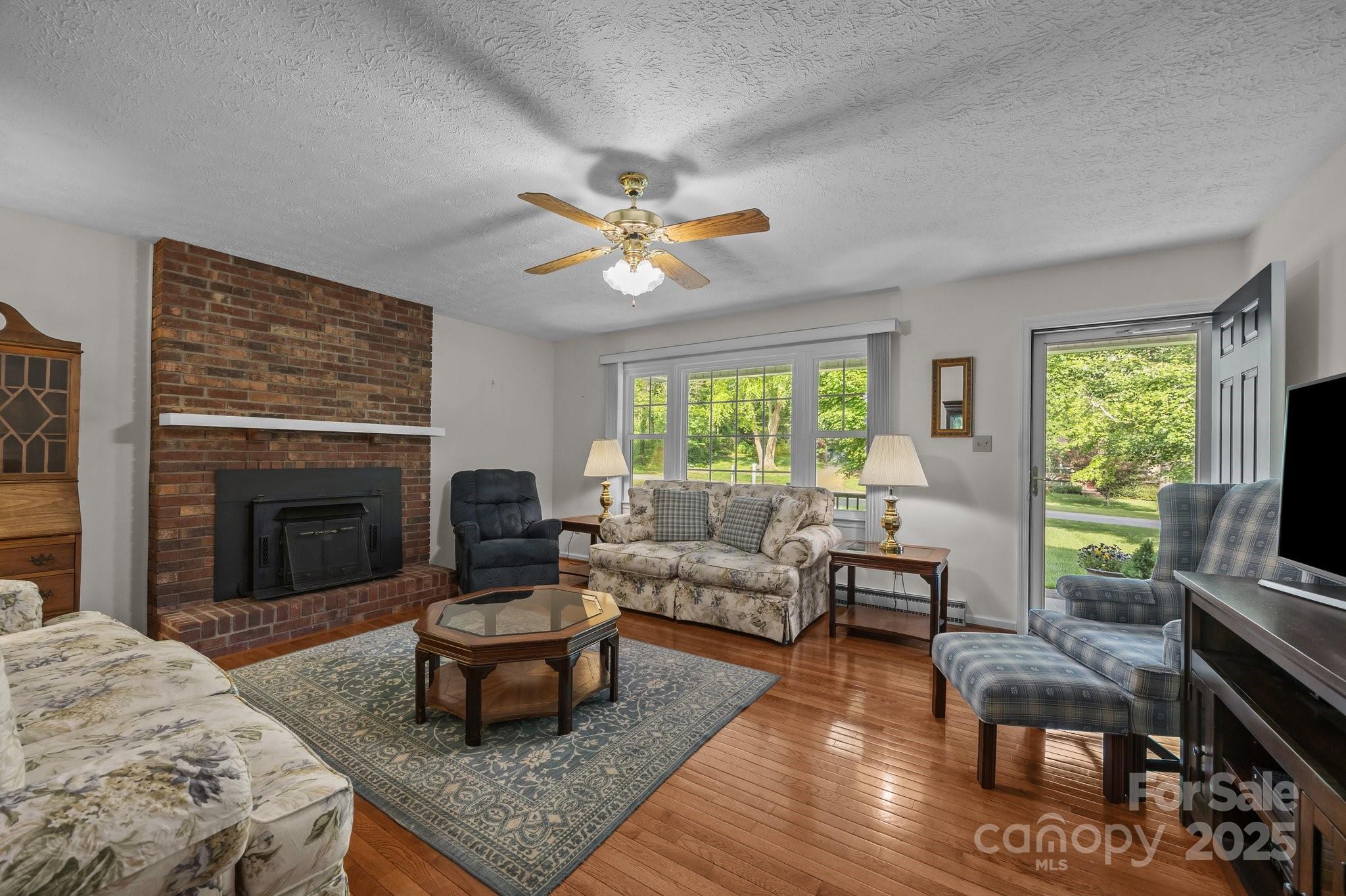 16 Pine Spring Drive