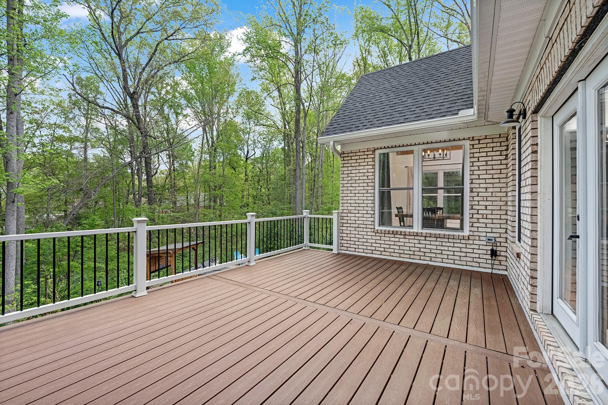 Water Edge - Residential