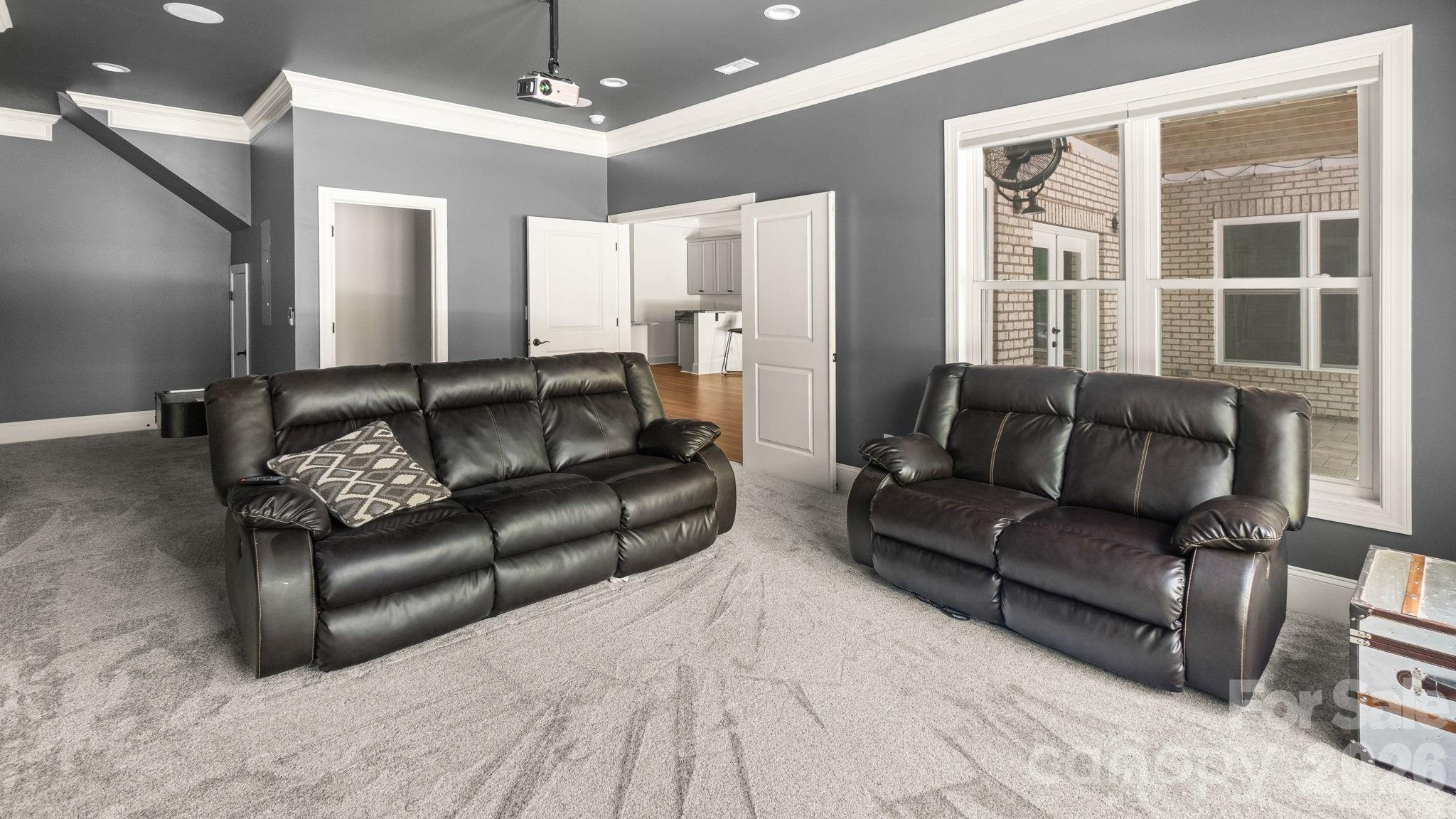 Water Edge - Residential