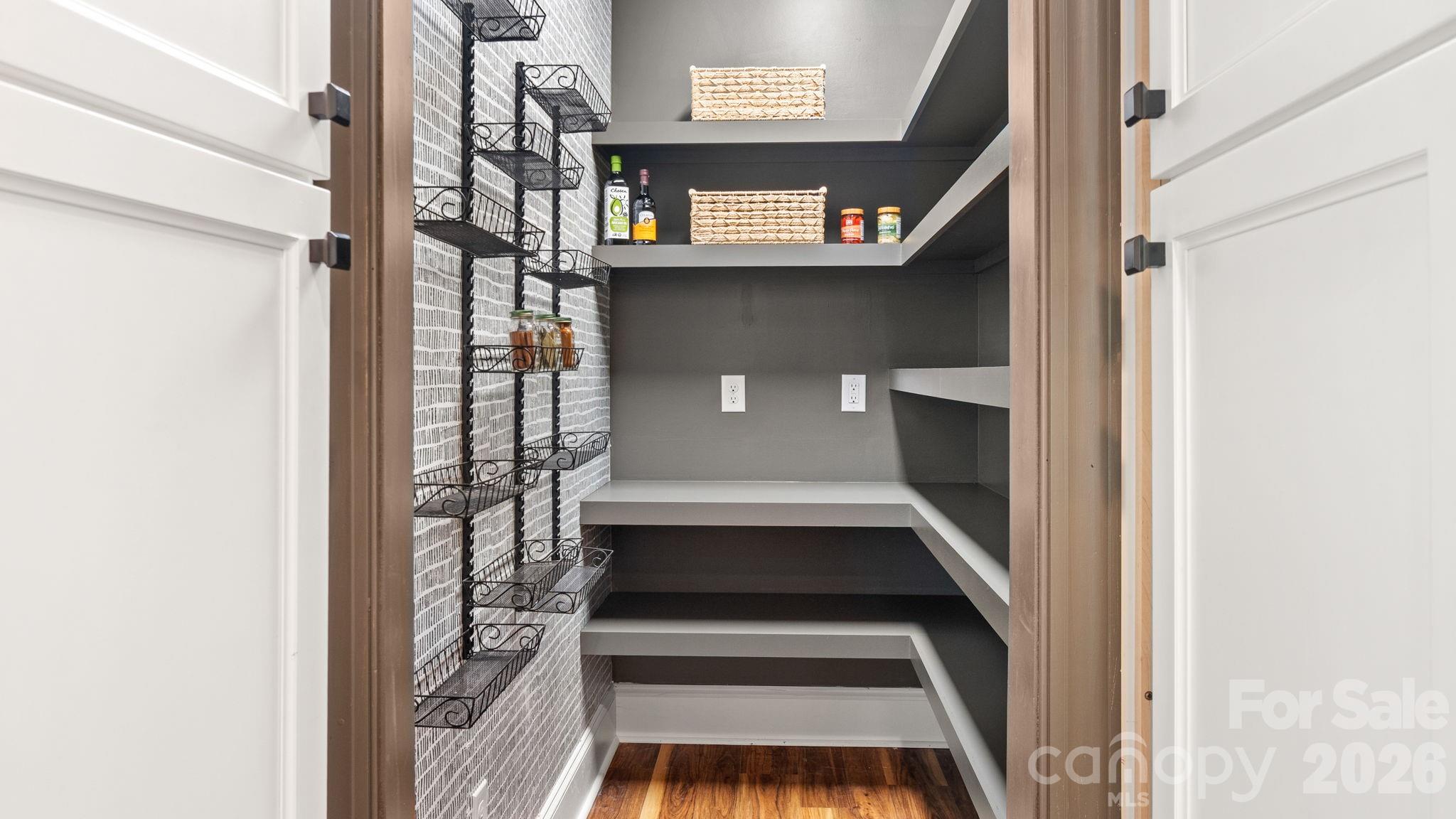 Water Edge - Residential