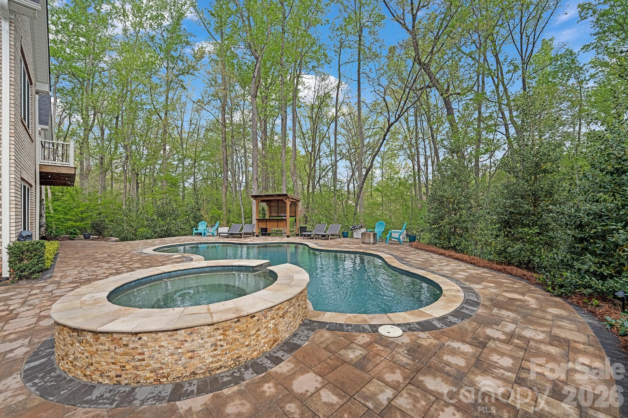 Water Edge - Residential