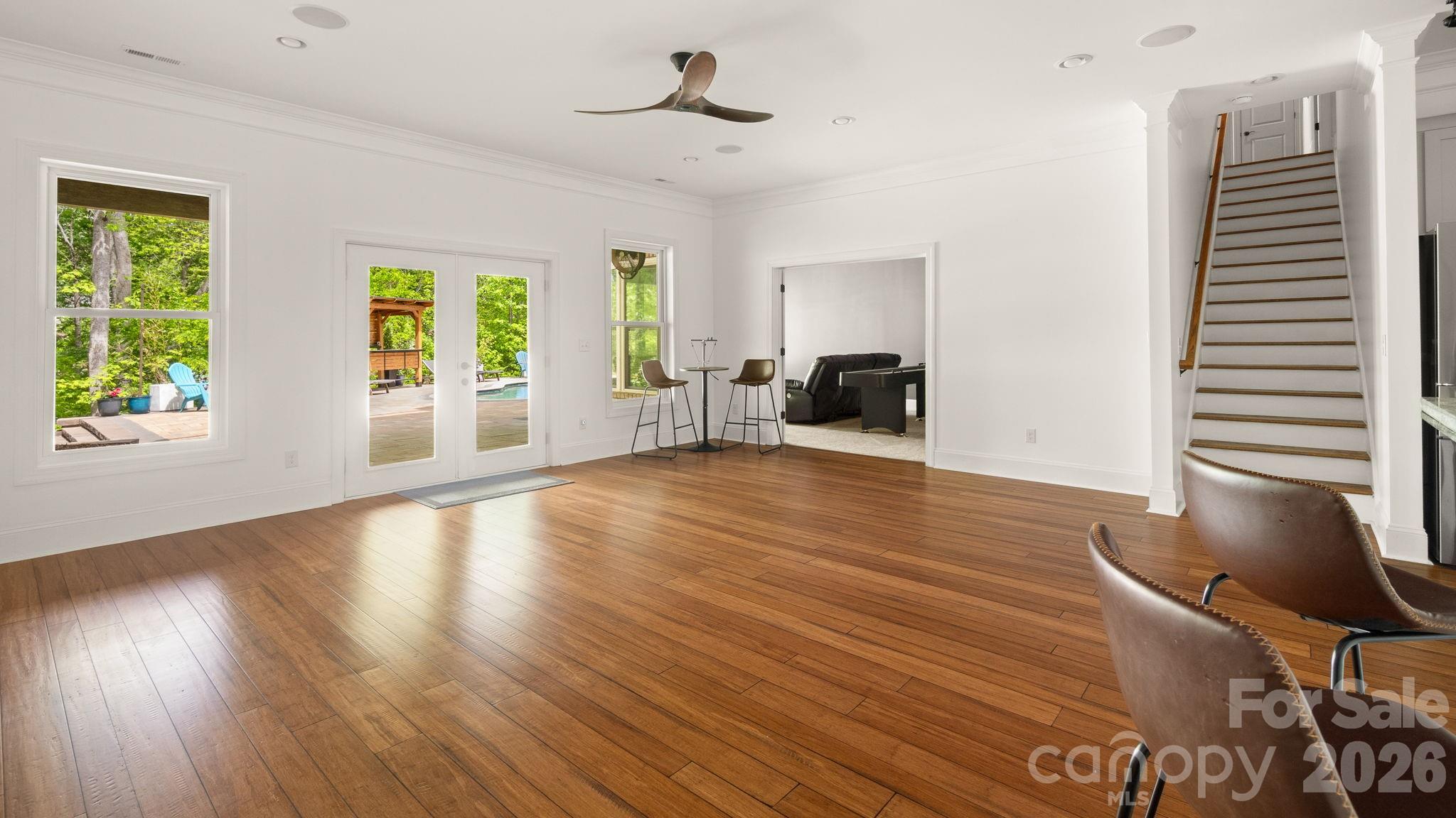 Water Edge - Residential