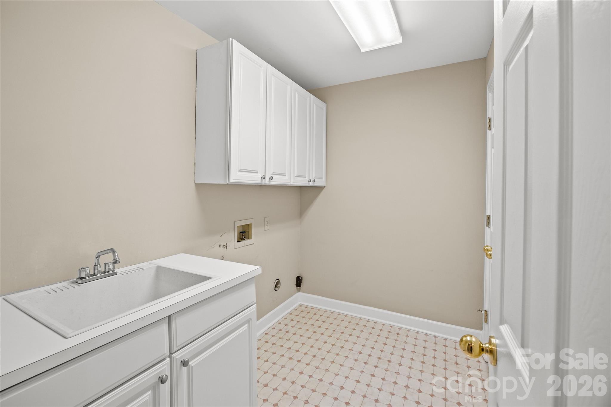 Wrenfield On Sharon - Residential