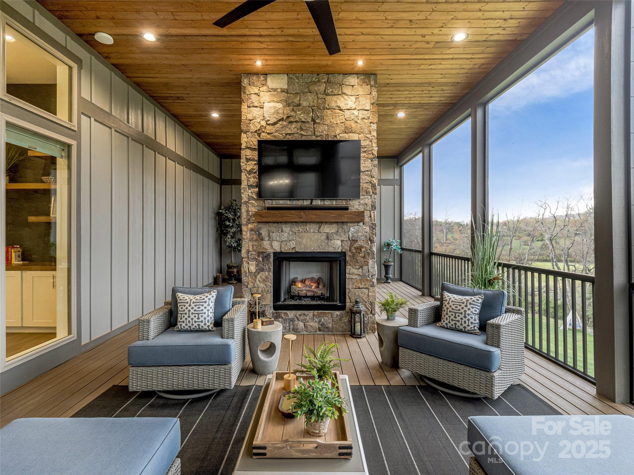 Mills River Crossing - Residential