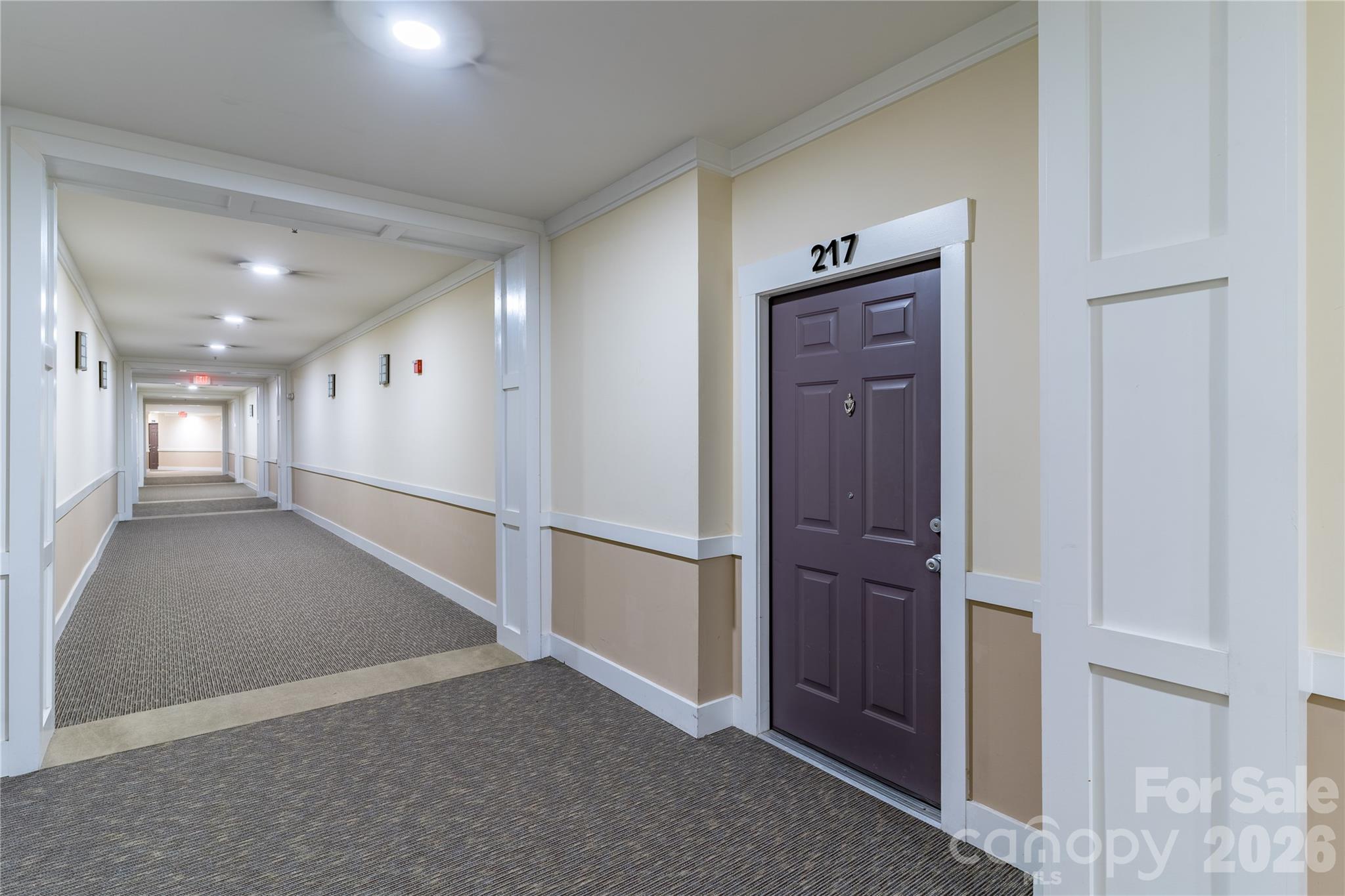 1000 E Woodlawn Road 217