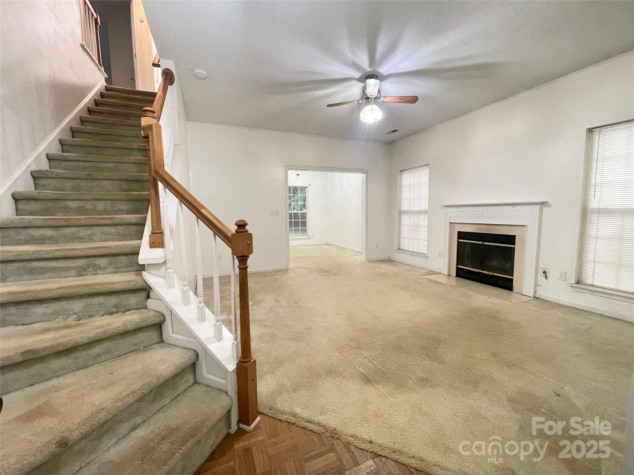 8925 Trentsby Place