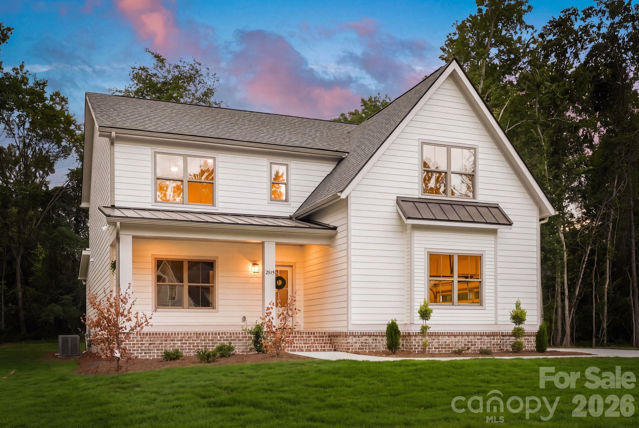 2315 Chateau Court