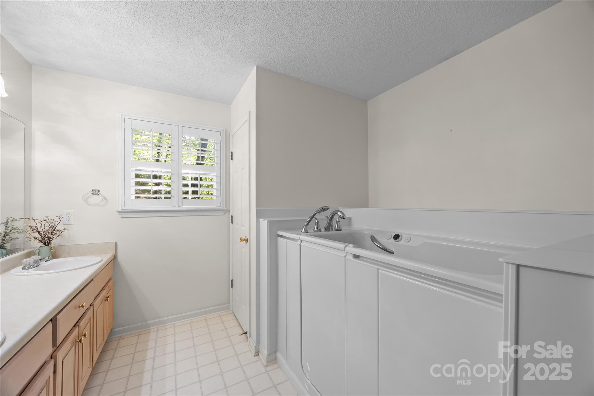 Holly Forest - Residential