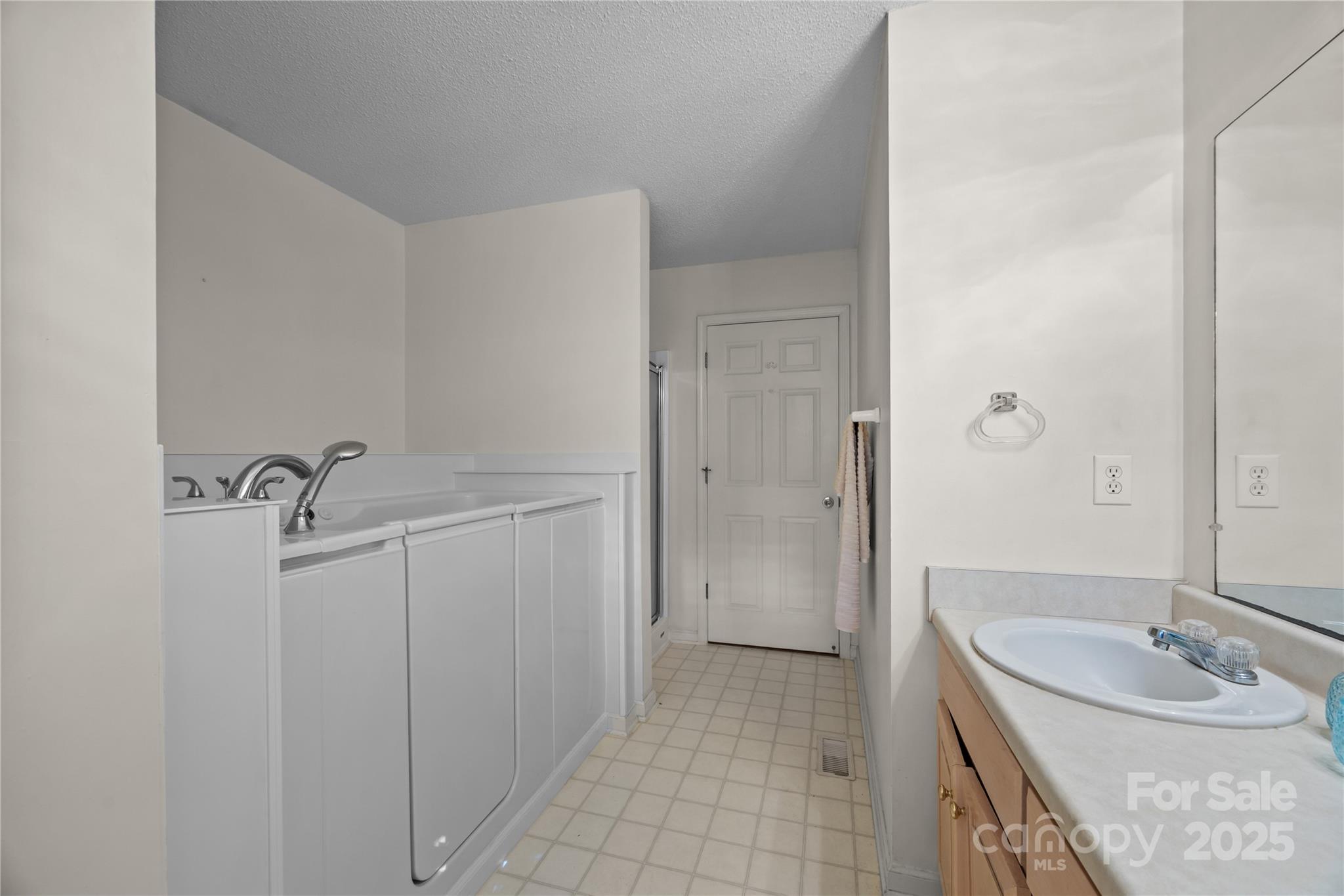 Holly Forest - Residential