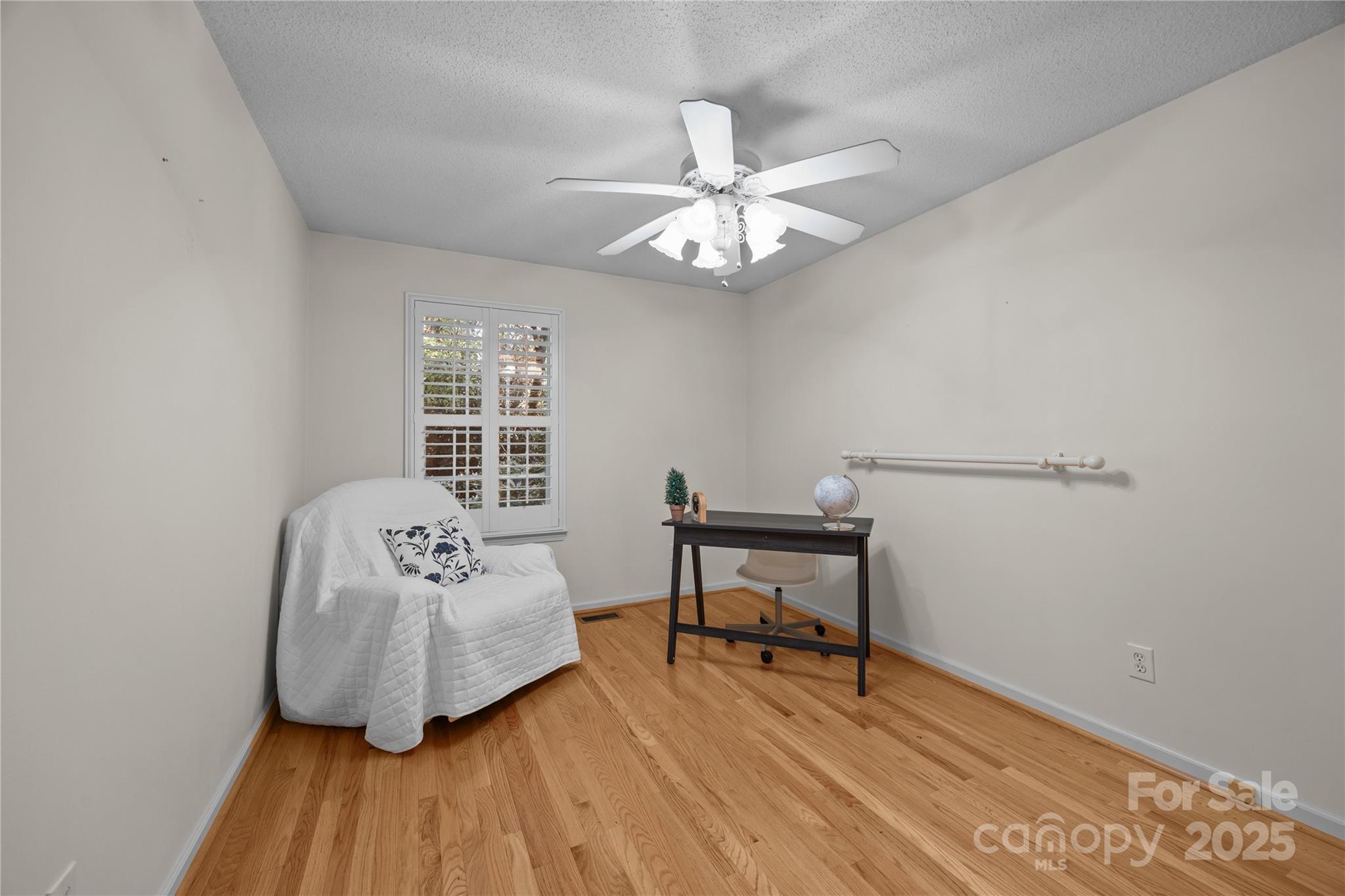 Holly Forest - Residential