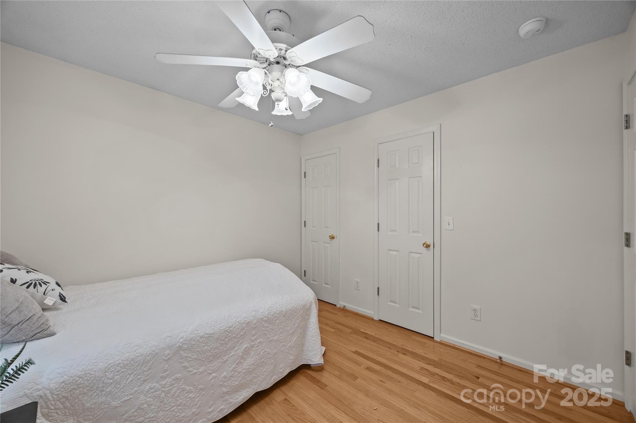 Holly Forest - Residential