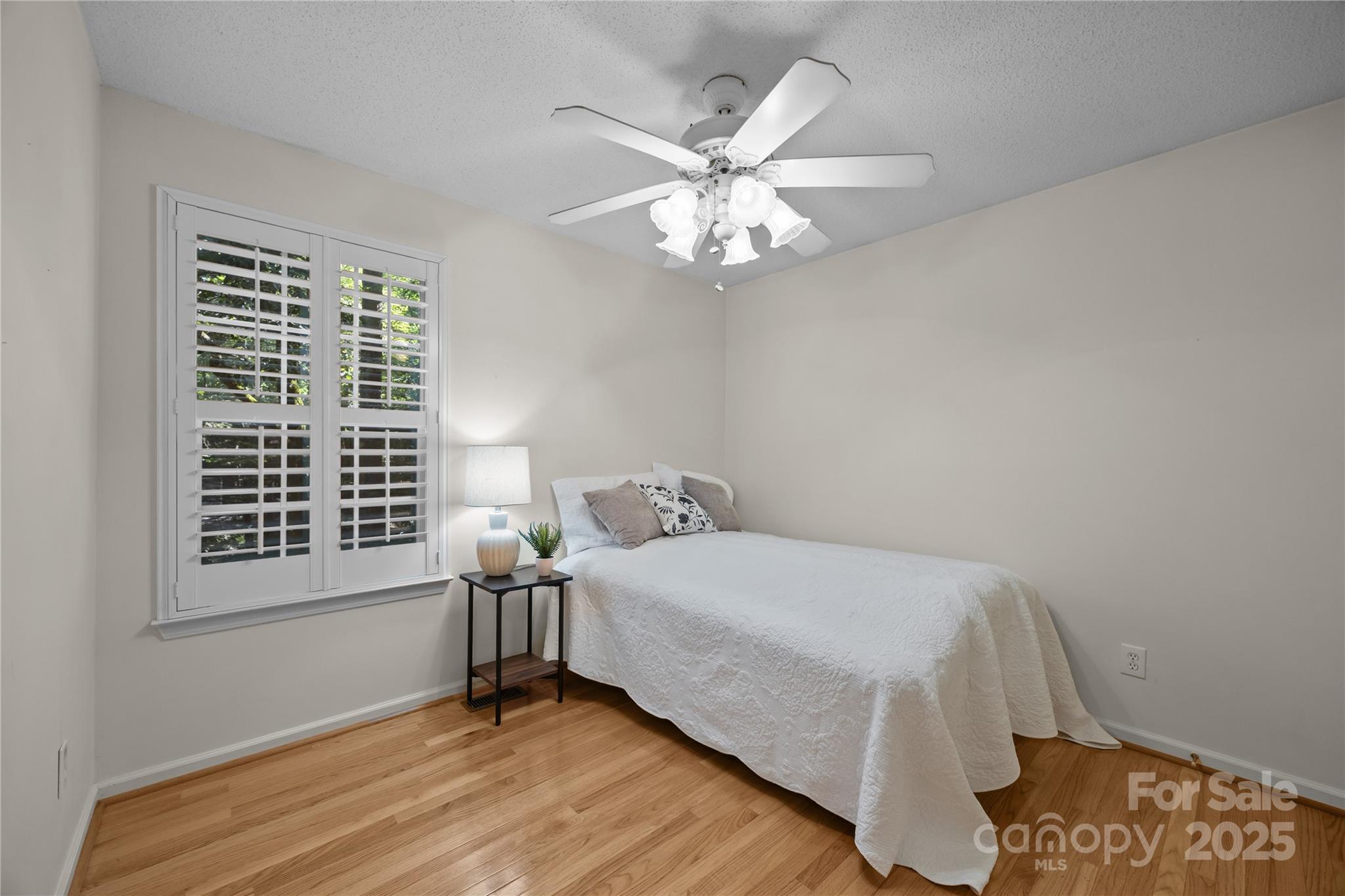 Holly Forest - Residential