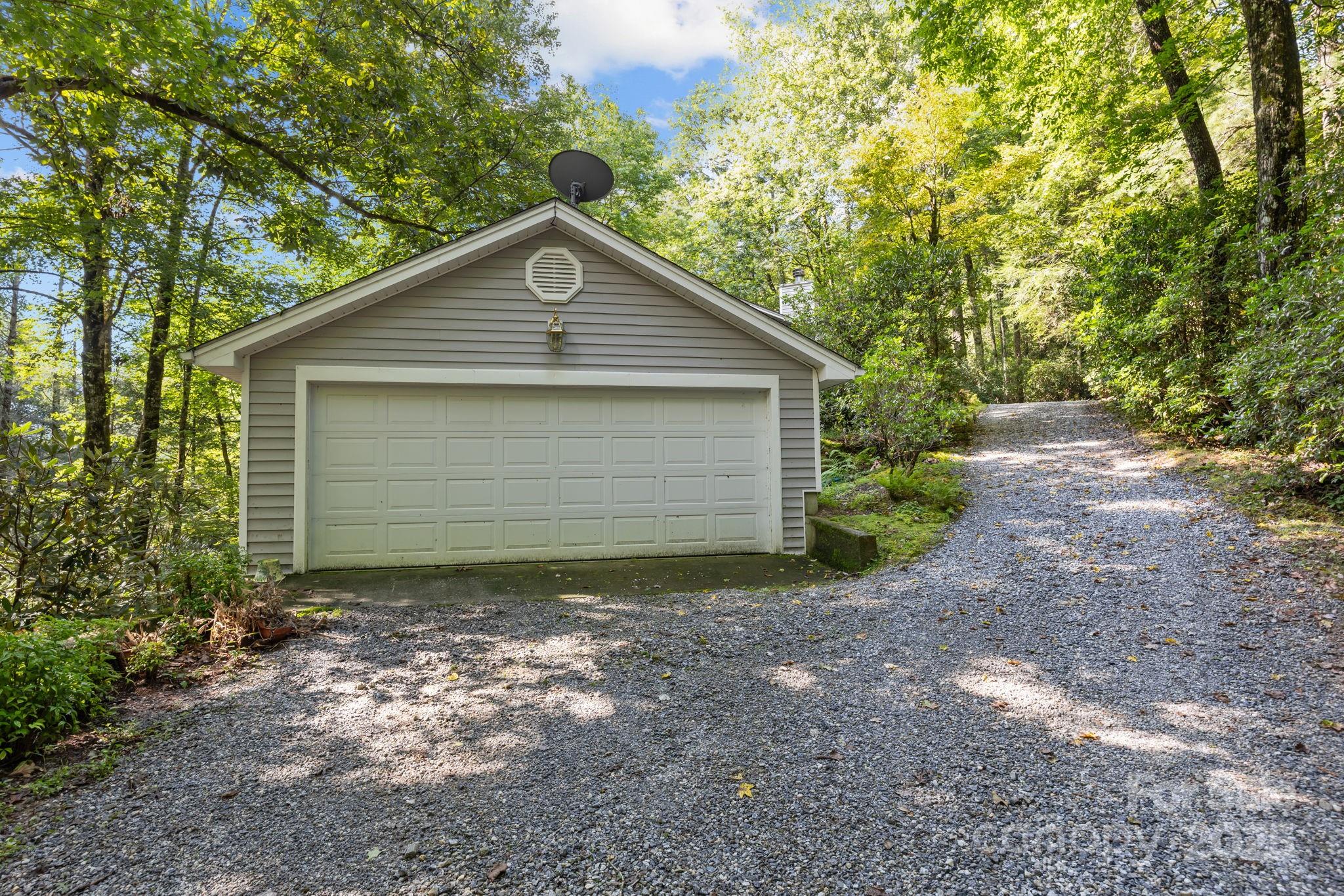 Holly Forest - Residential