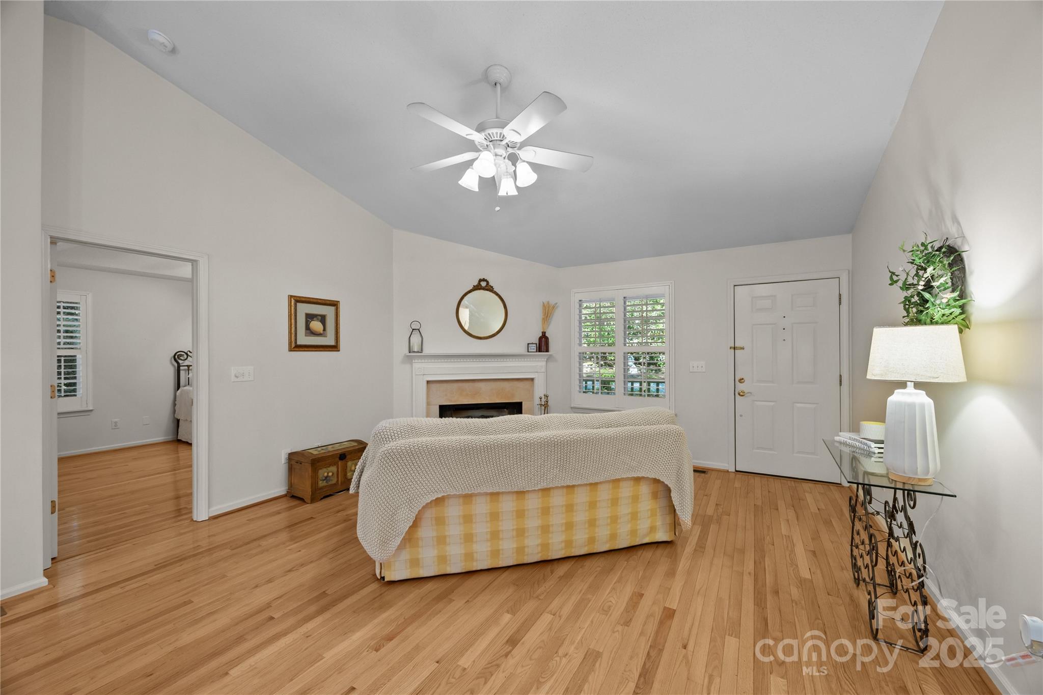 Holly Forest - Residential