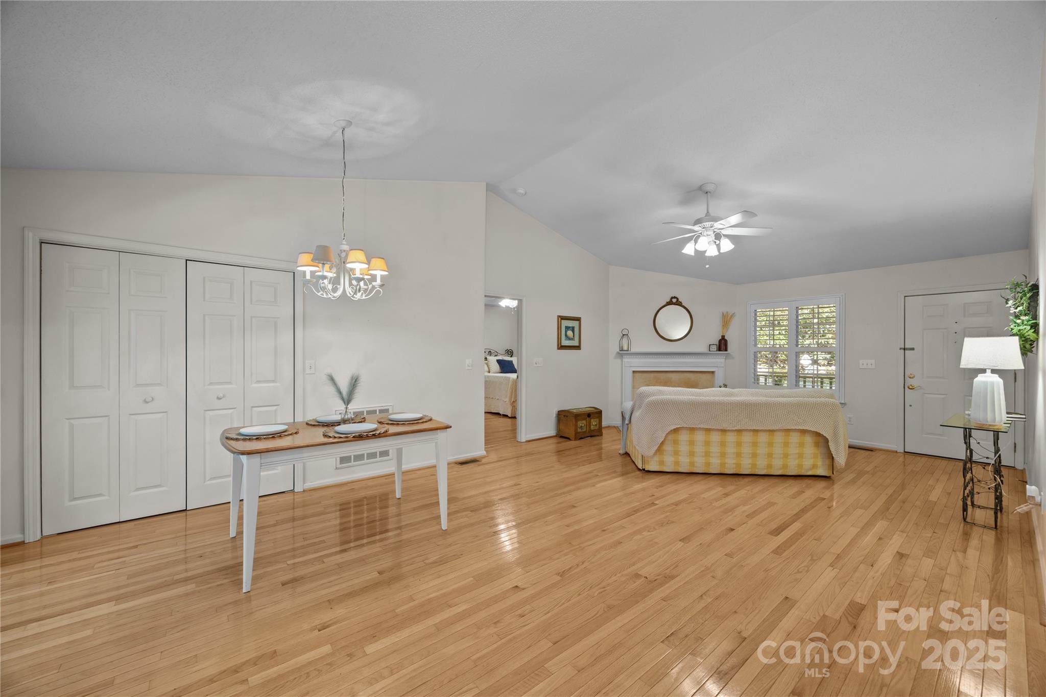 Holly Forest - Residential