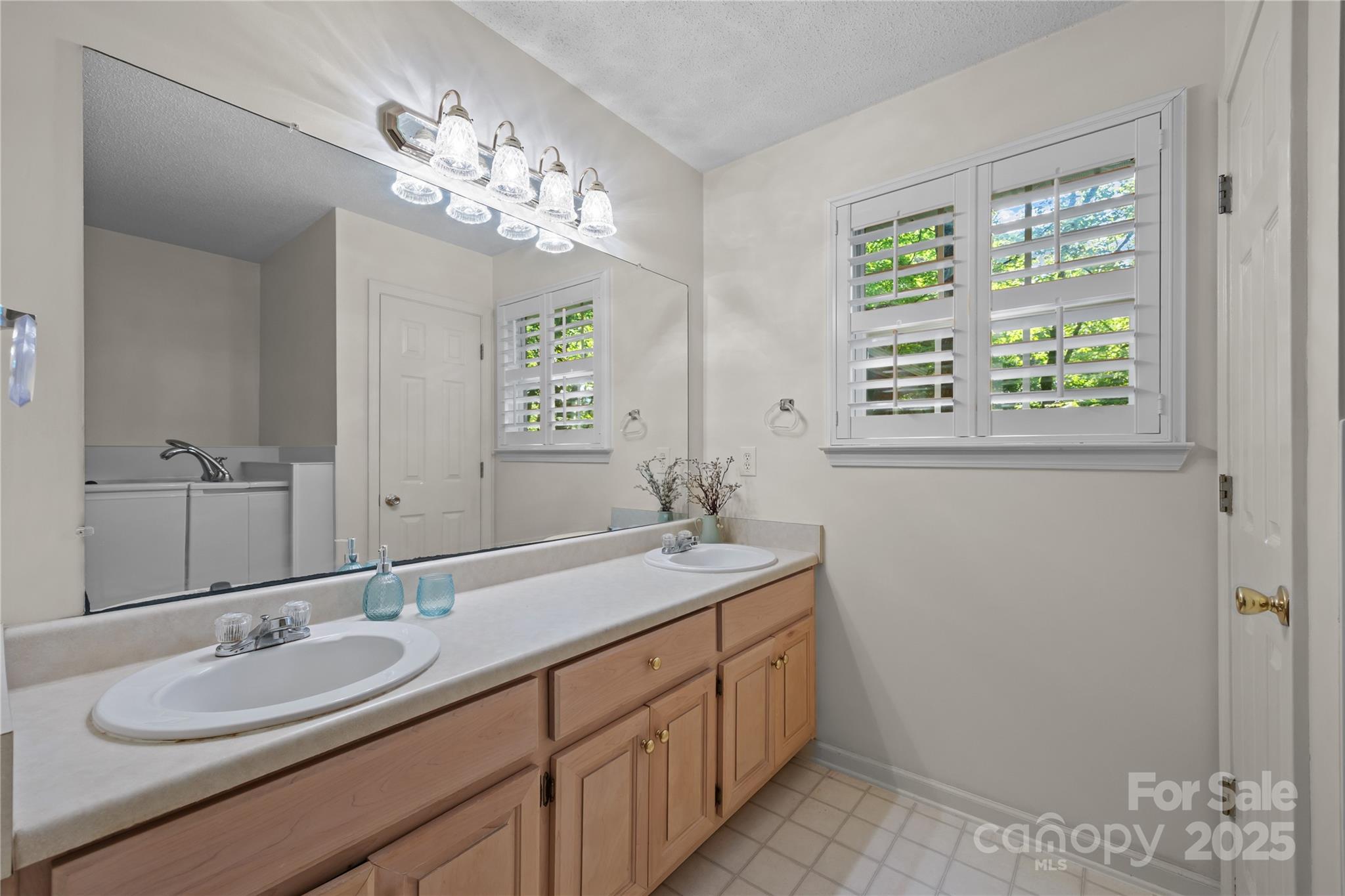 Holly Forest - Residential