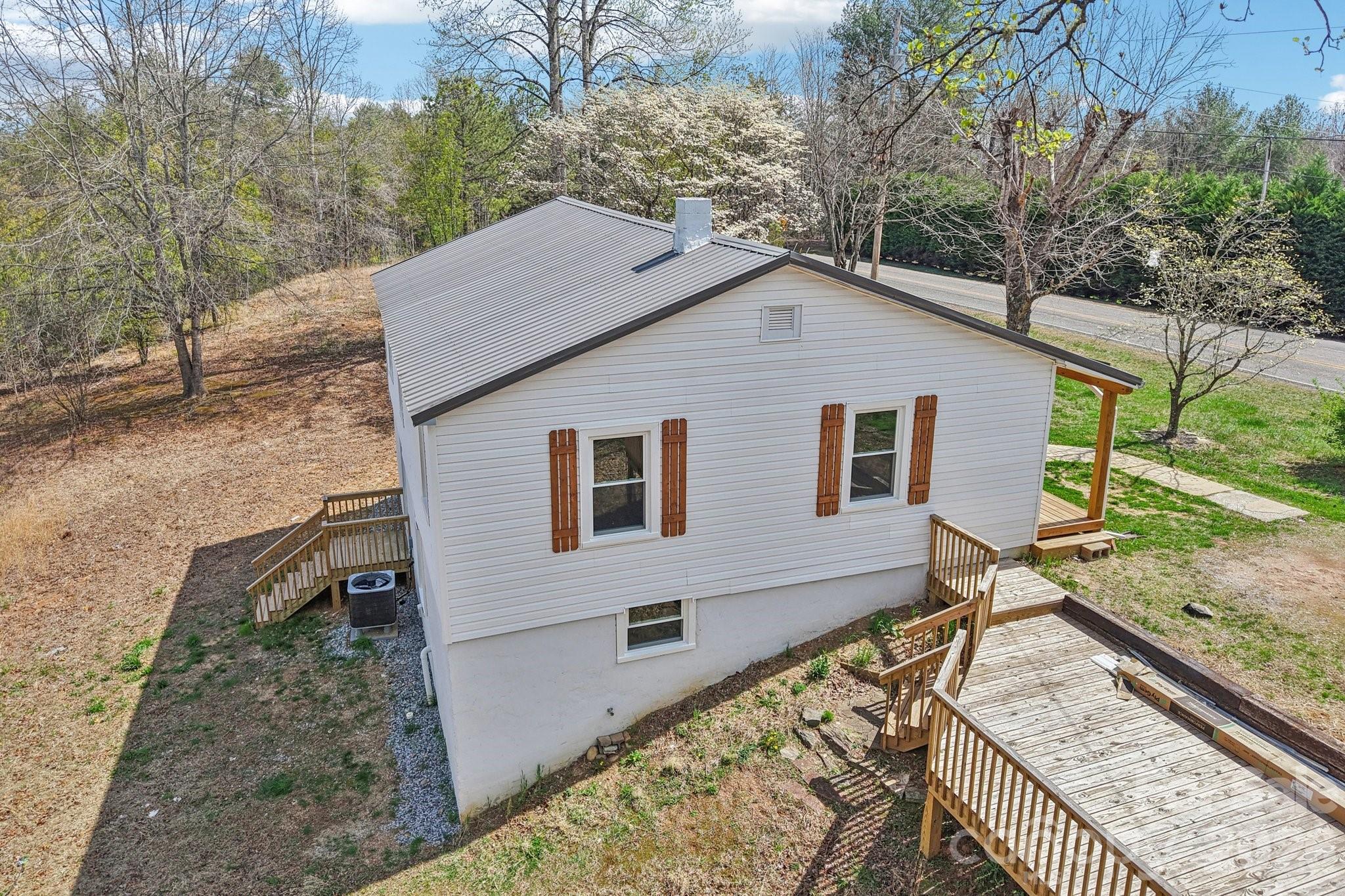 5192 Ralph Winchester Road