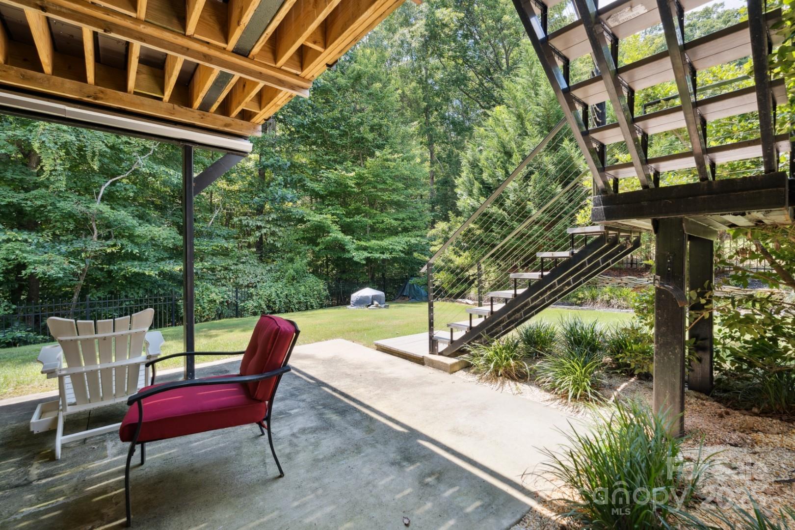 Shelly Woods - Residential