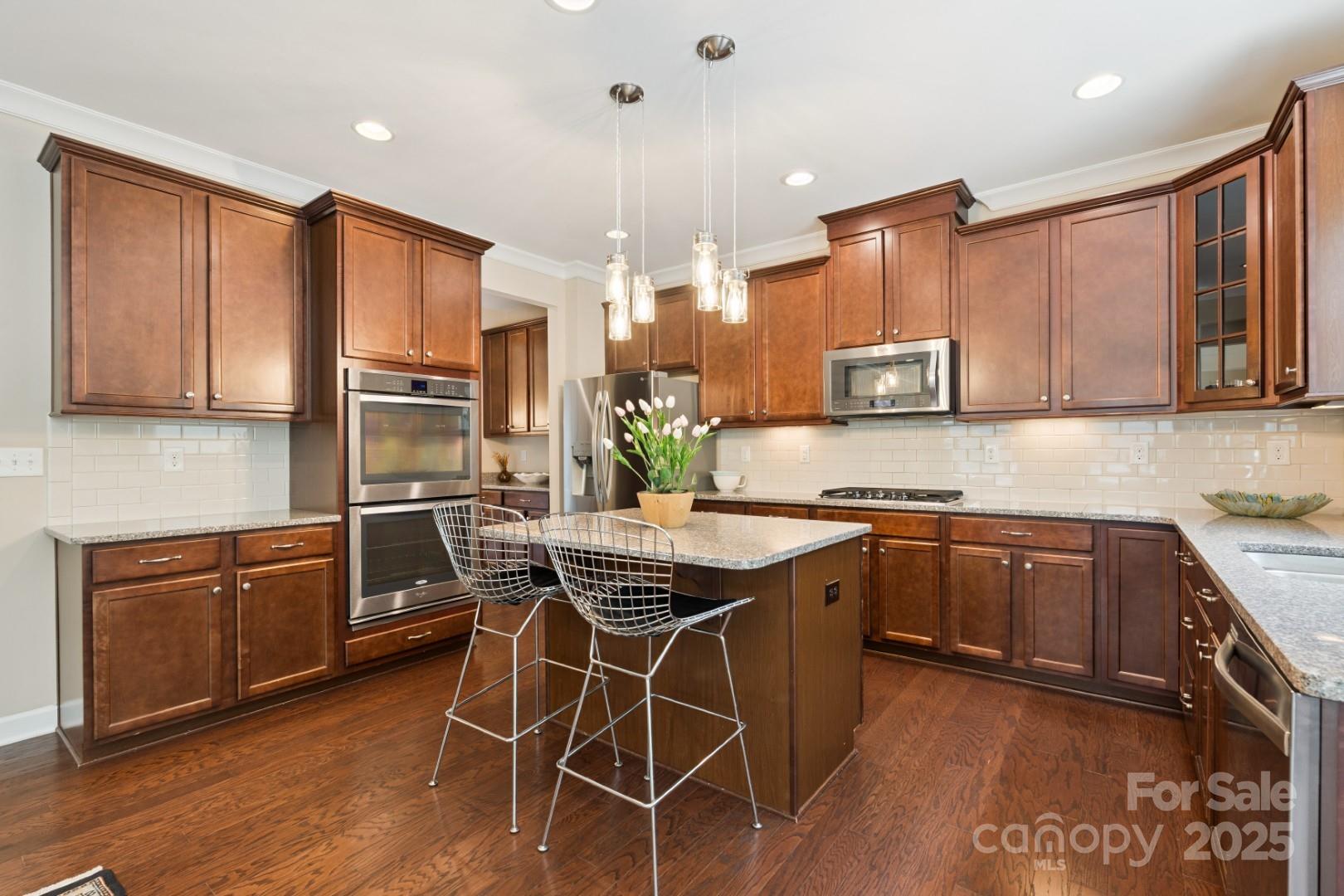 Shelly Woods - Residential