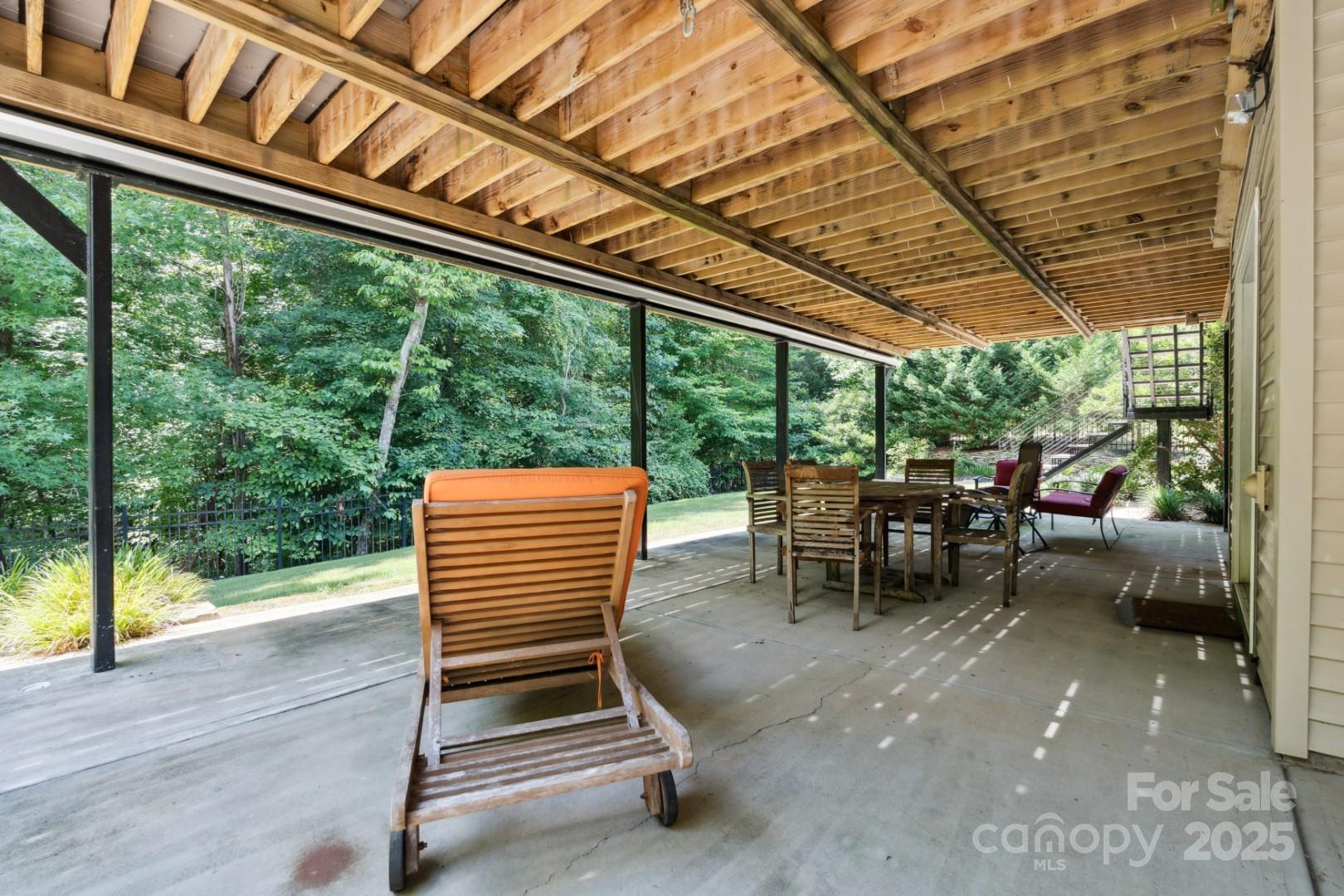 Shelly Woods - Residential