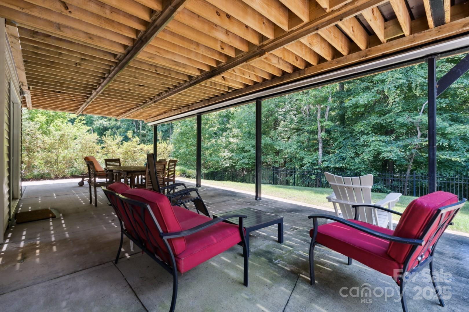 Shelly Woods - Residential