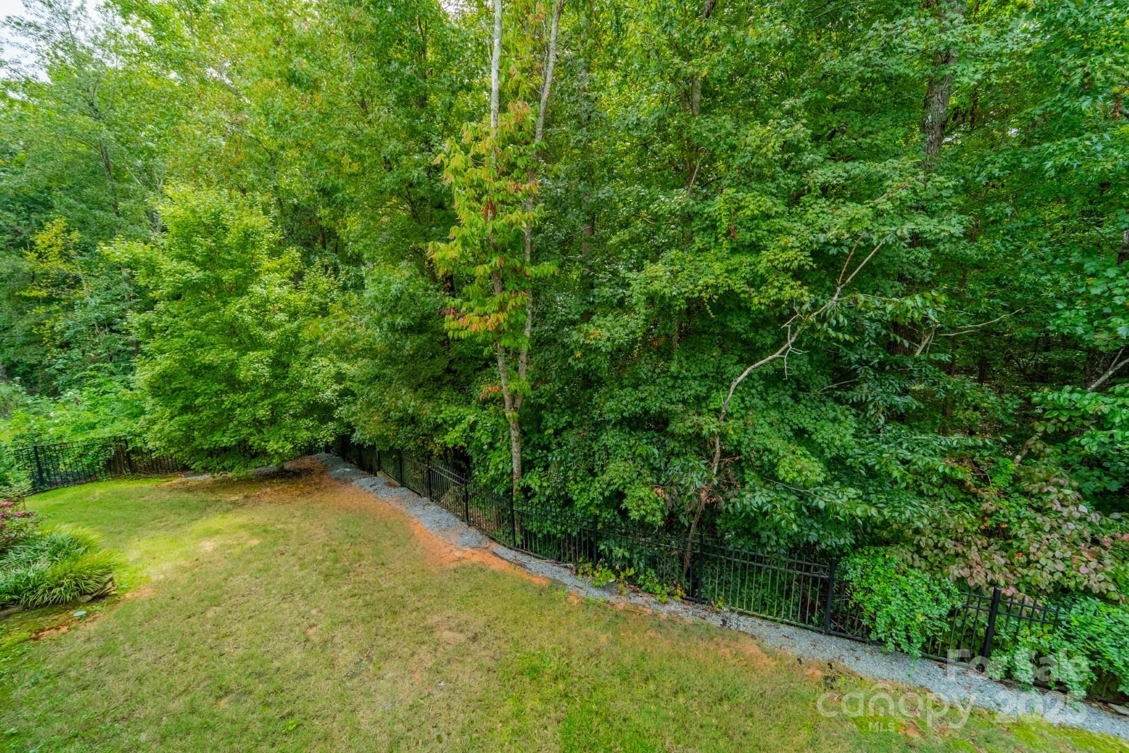 Shelly Woods - Residential