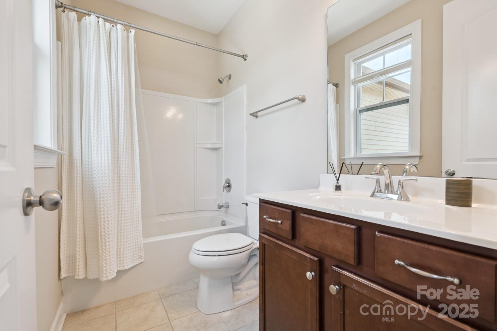 Shelly Woods - Residential