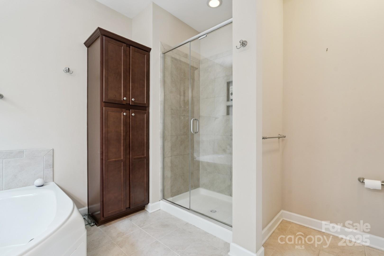 Shelly Woods - Residential