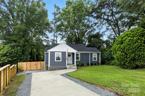 1522 Princess Place Charlotte NC 28208