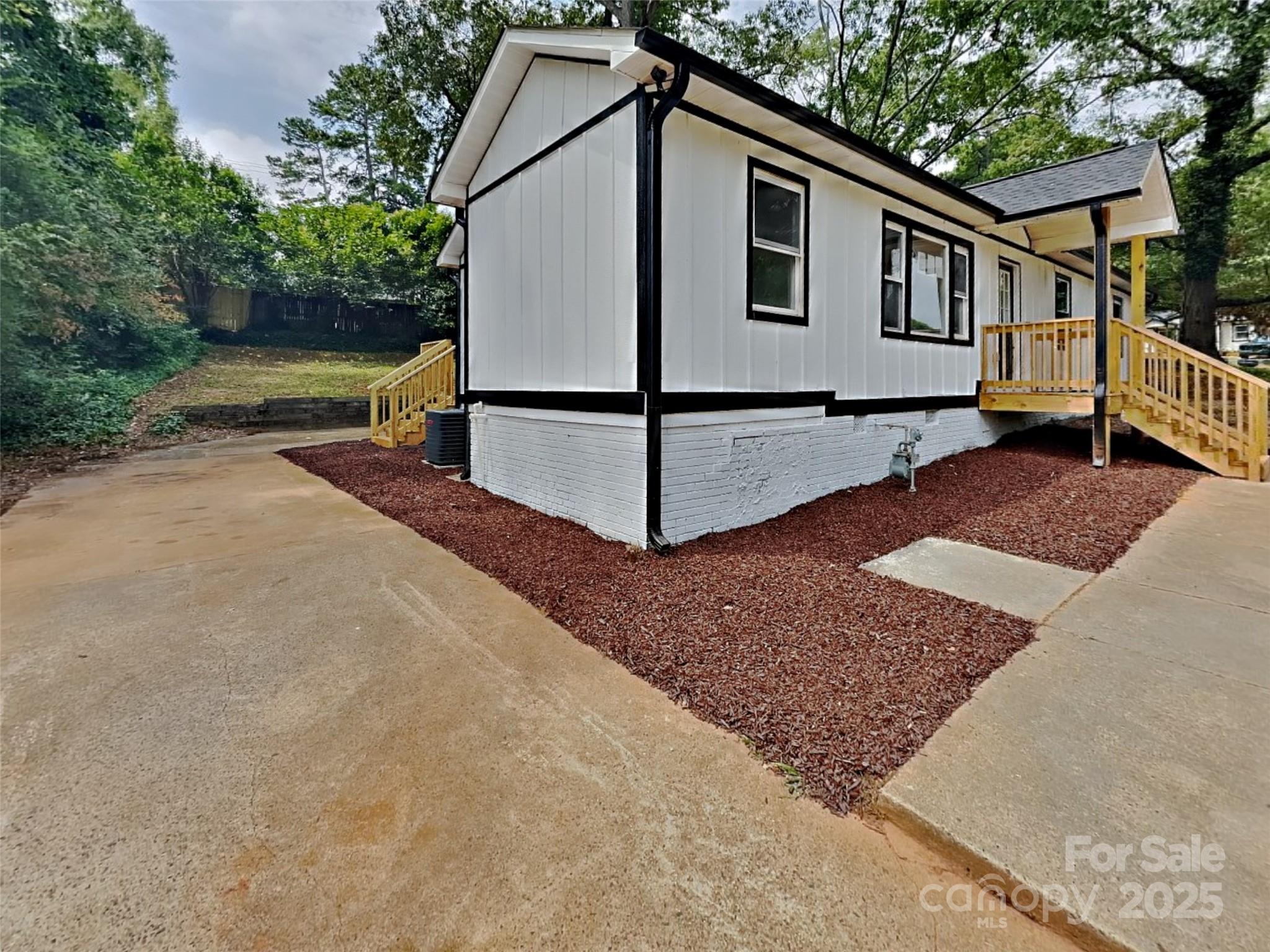 2633 Brentwood Place