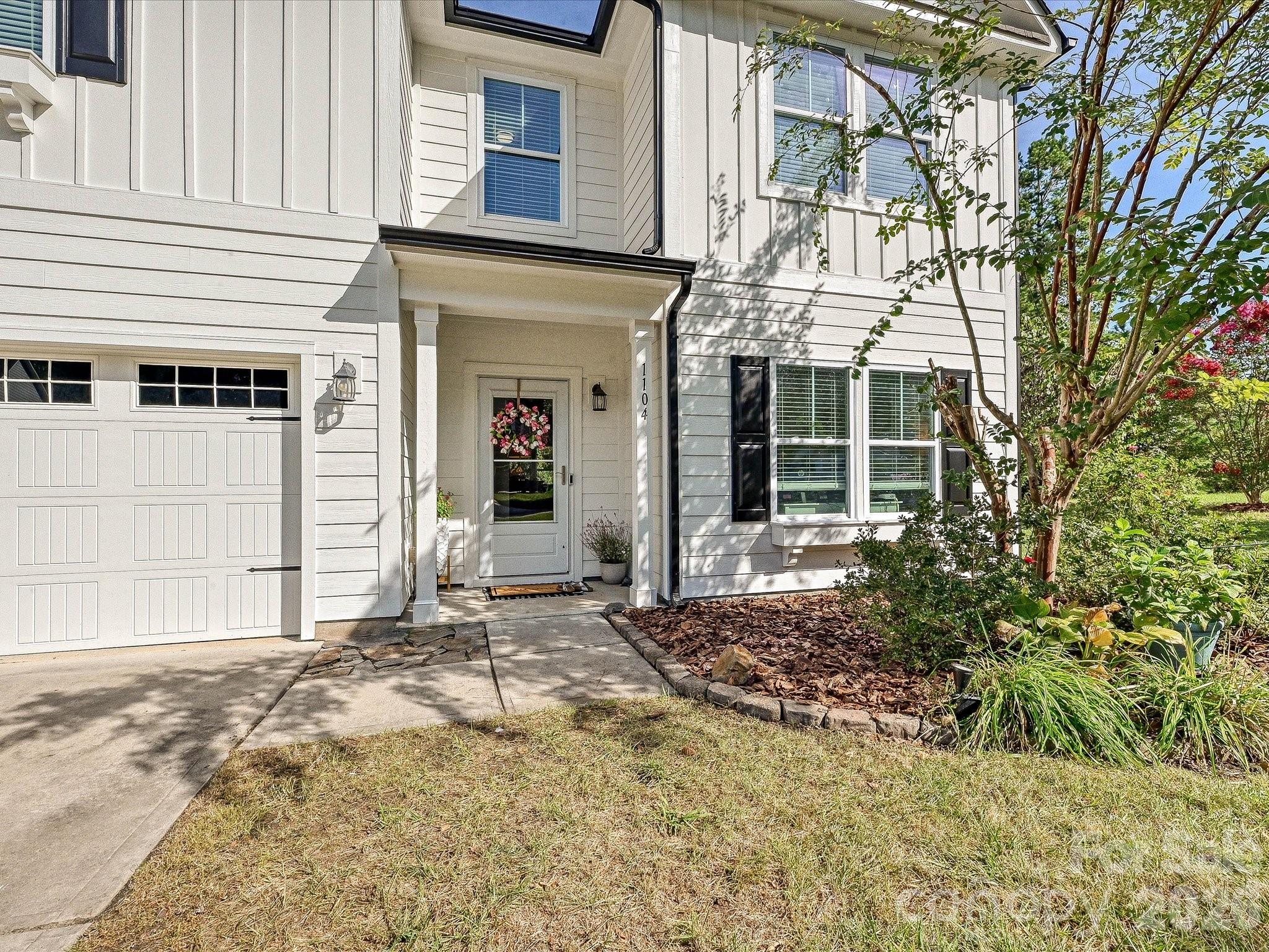 1104 Bassett Way