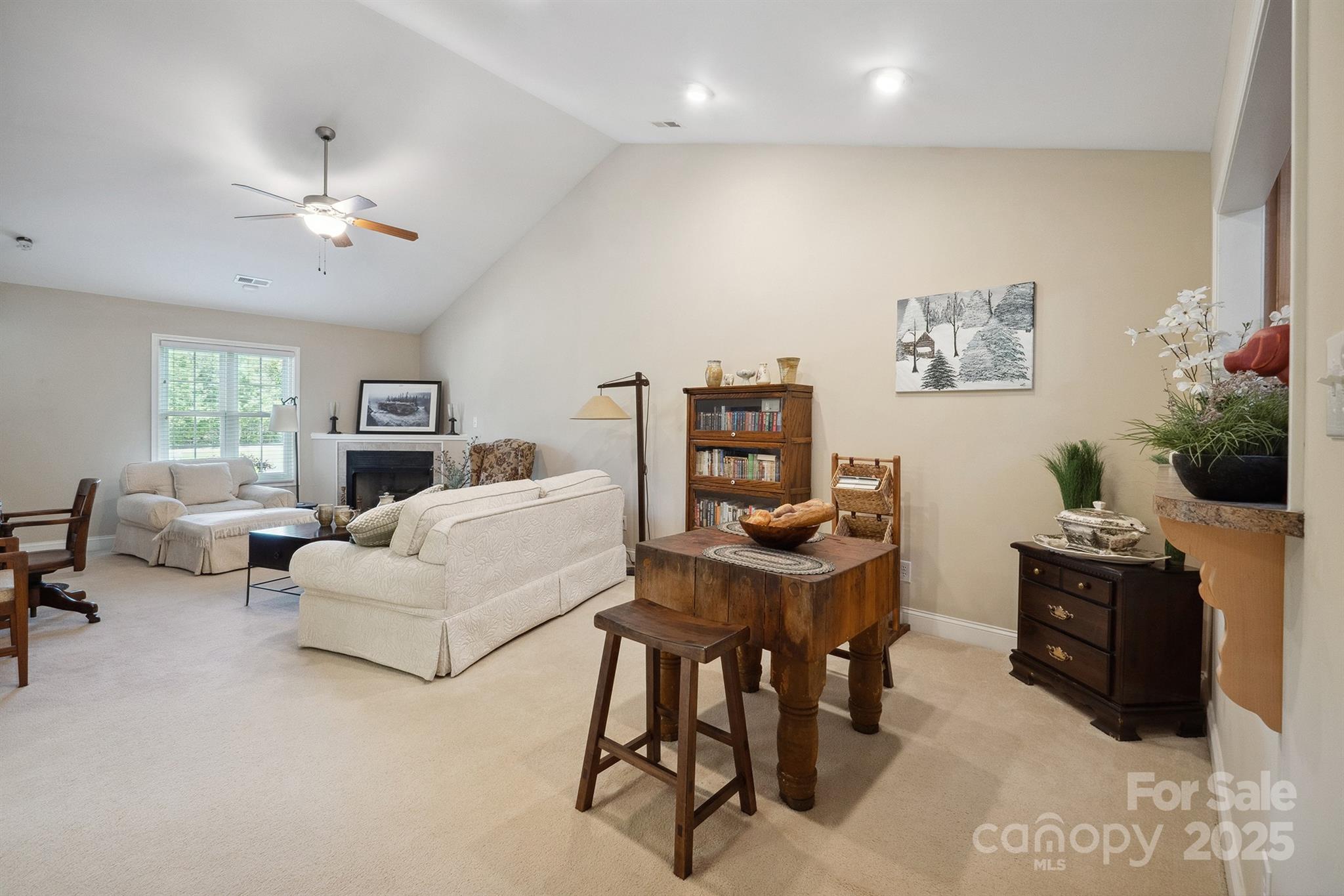 HENRYS GLEN - Residential