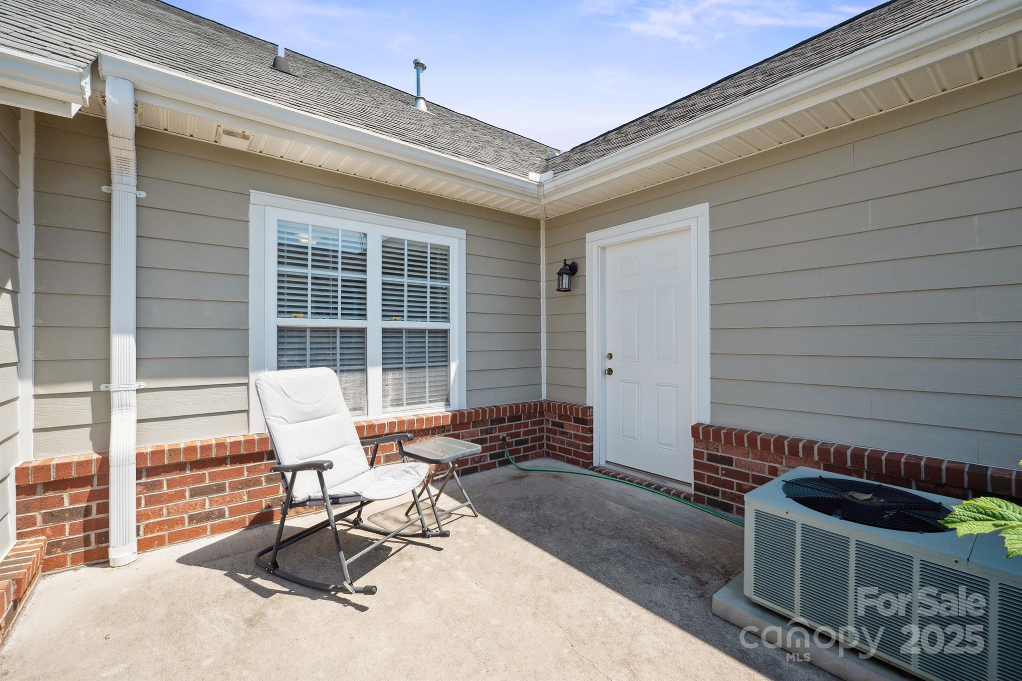 HENRYS GLEN - Residential