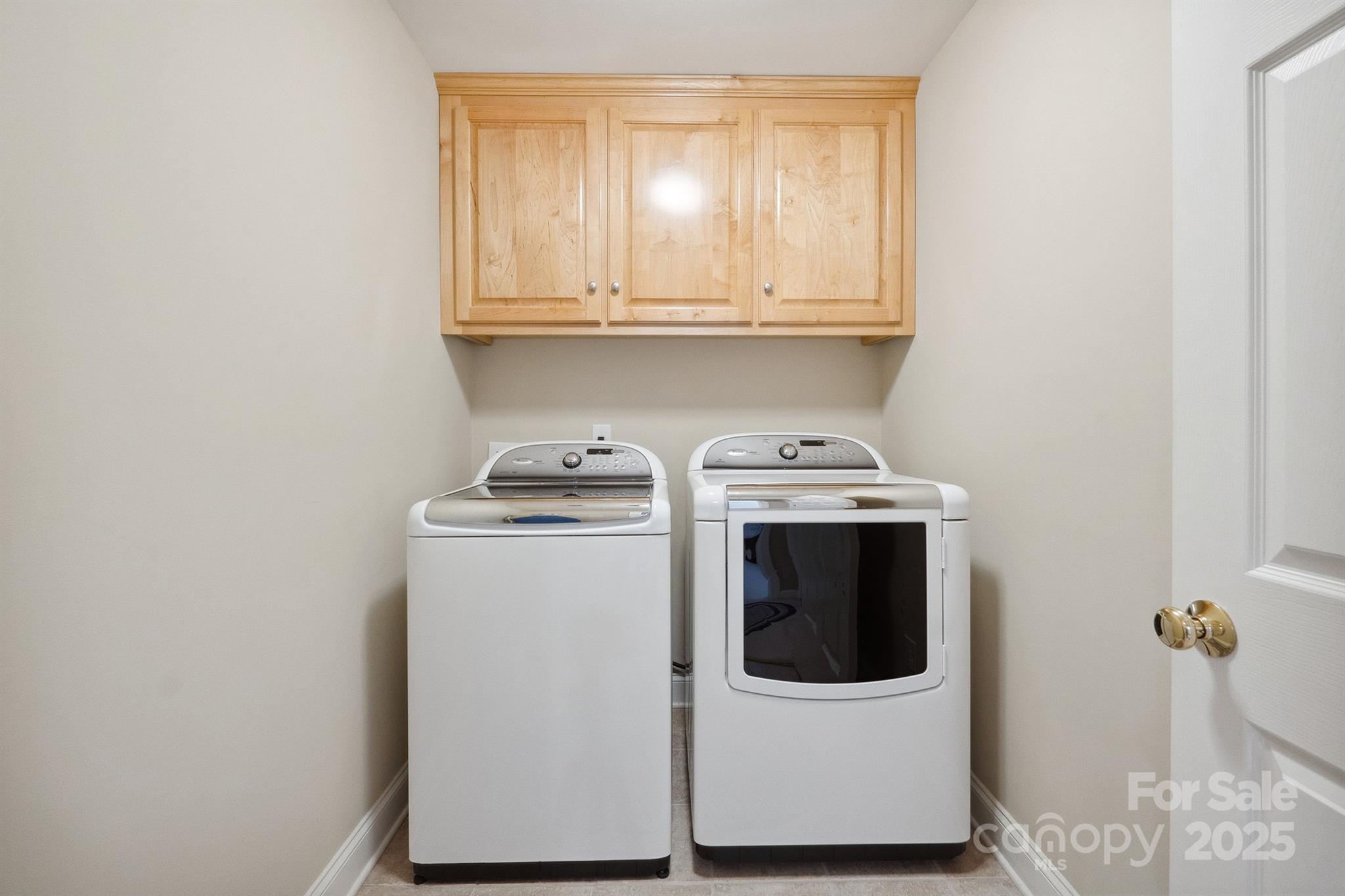 HENRYS GLEN - Residential