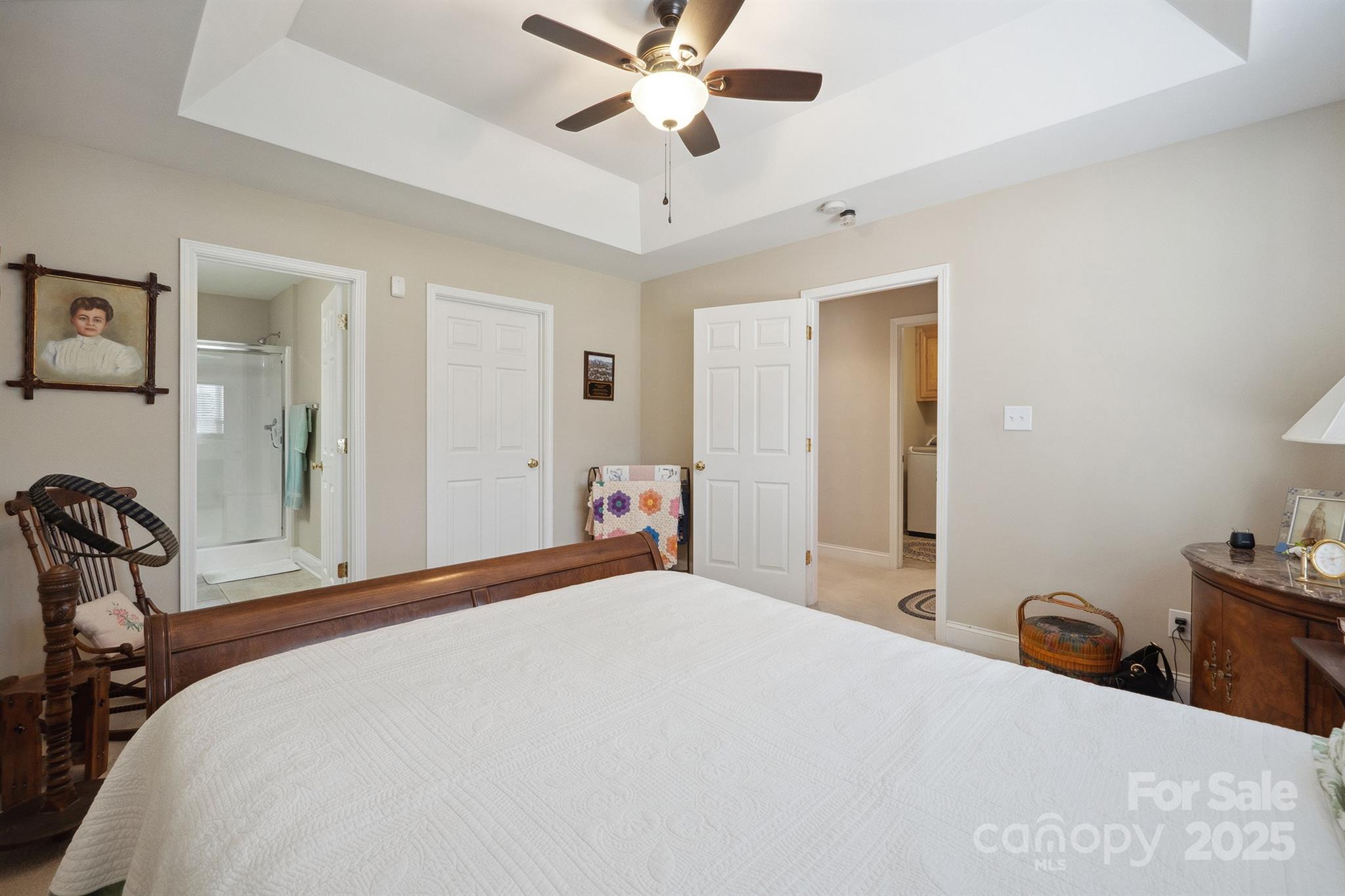 HENRYS GLEN - Residential