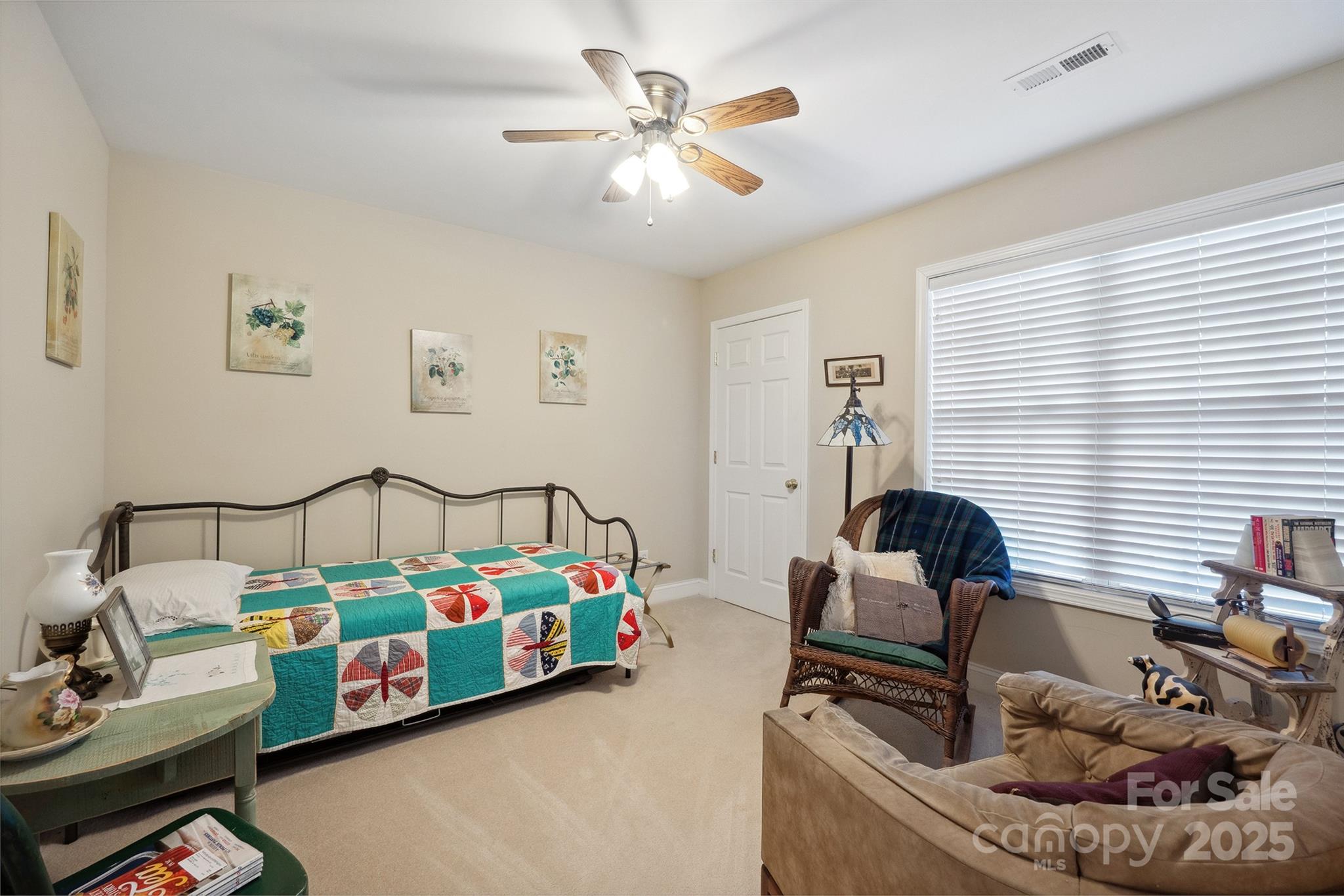 HENRYS GLEN - Residential