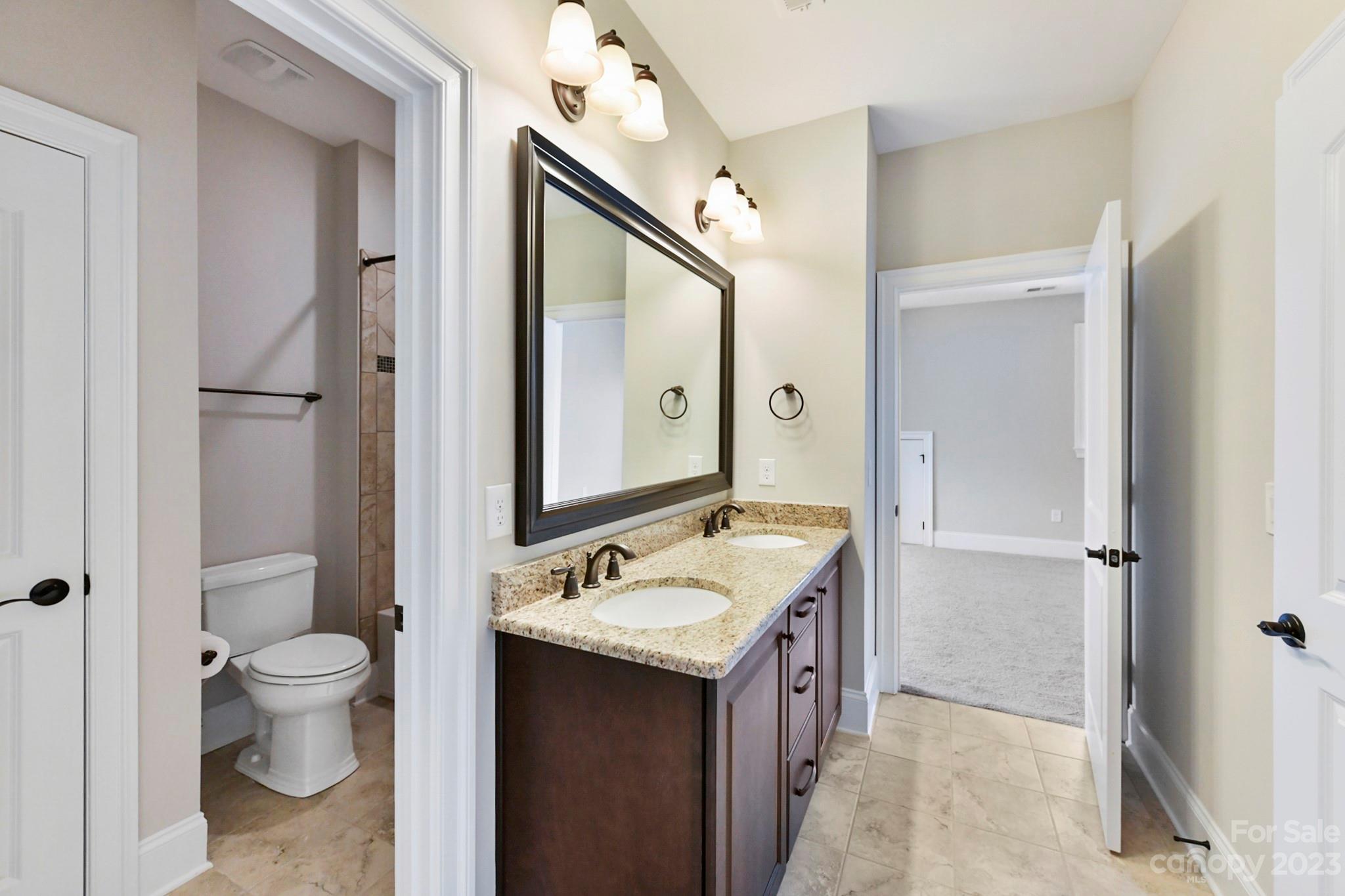 The Vineyards on Lake Wylie - Residential