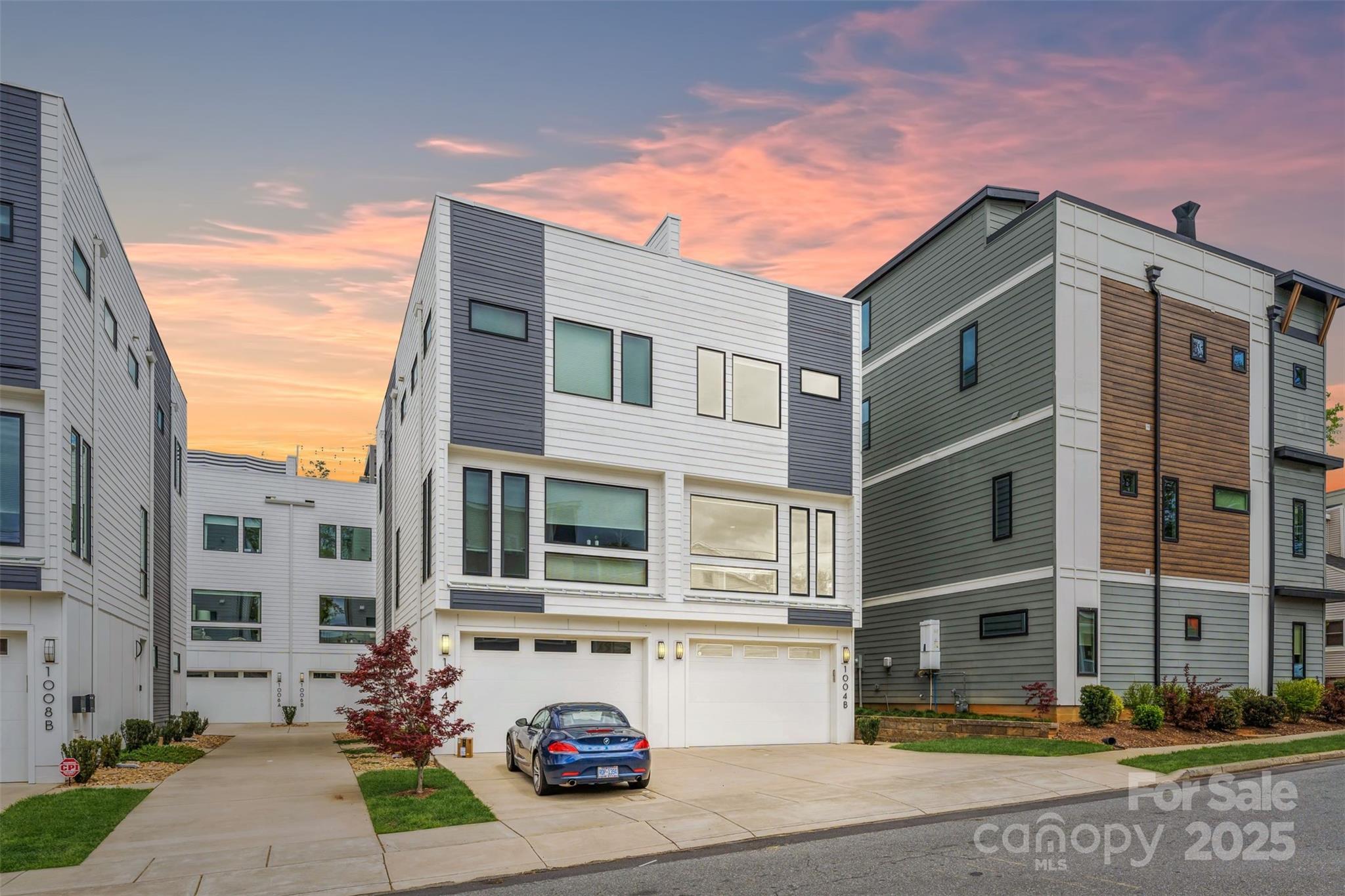 1004 B Greenleaf Avenue B